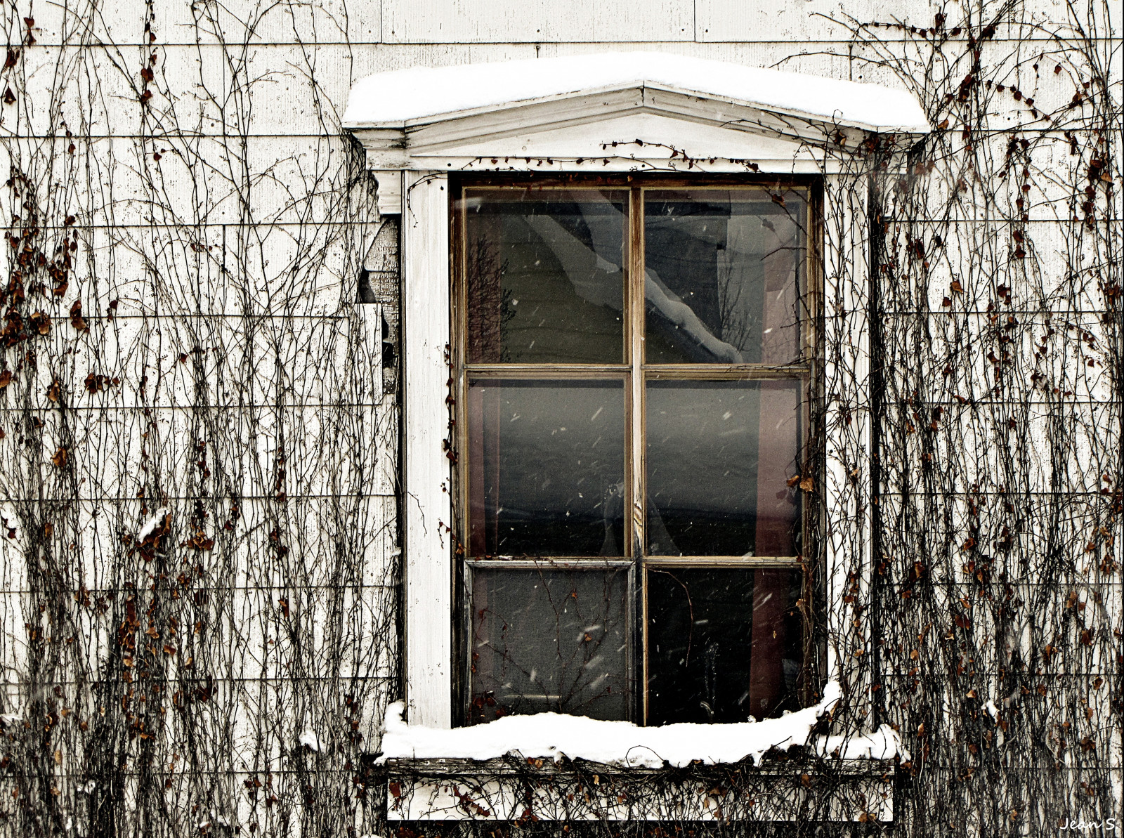 Wallpaper : winter, white, snow, window, day 4313x3217 - - 1075585 - HD ...