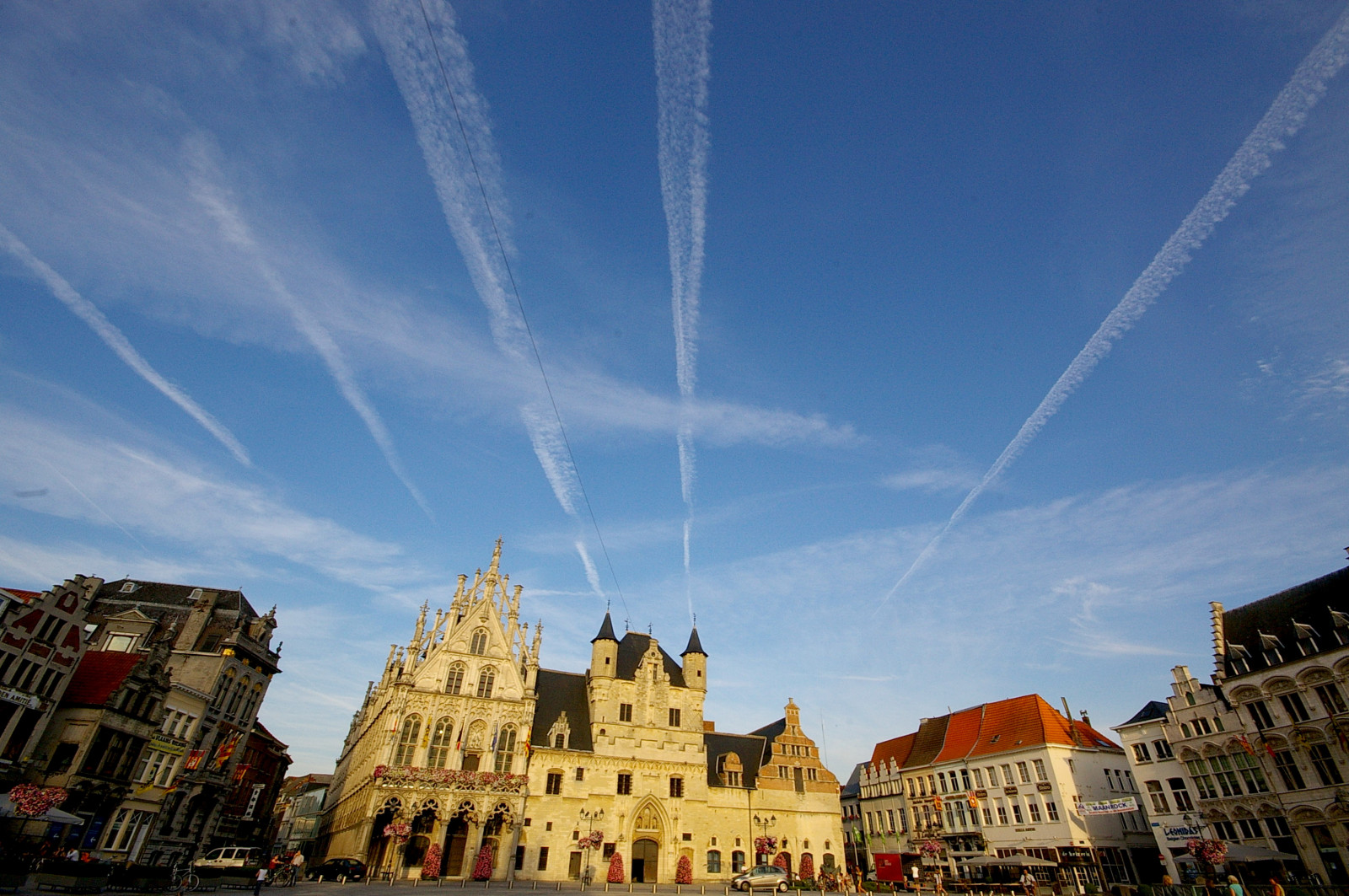 město, panoráma města, budova, nebe, Cestovní ruch, panoráma, mrakodrap, večer, věž, náměstí, město, gotický, Belgie, náměstí, metropole, perspektivní, spirála, Radiální, 2007, mrak, centrum, den, cielo, Průhledná, náměstí, místo, mezník, sigma, 100commentgroup, gotický, aplusphoto, během dne, fasáda, perspectiva, belgie, Belgique, 1020mm, urban area, turistická atrakce, Metropolitní oblast, meteorologický jev, Flanders, cel, Flandes, grotemarkt, Ciutat, Flandres, Mechelen, Belgica, pla, Maliny, Malinas, Vlanderen