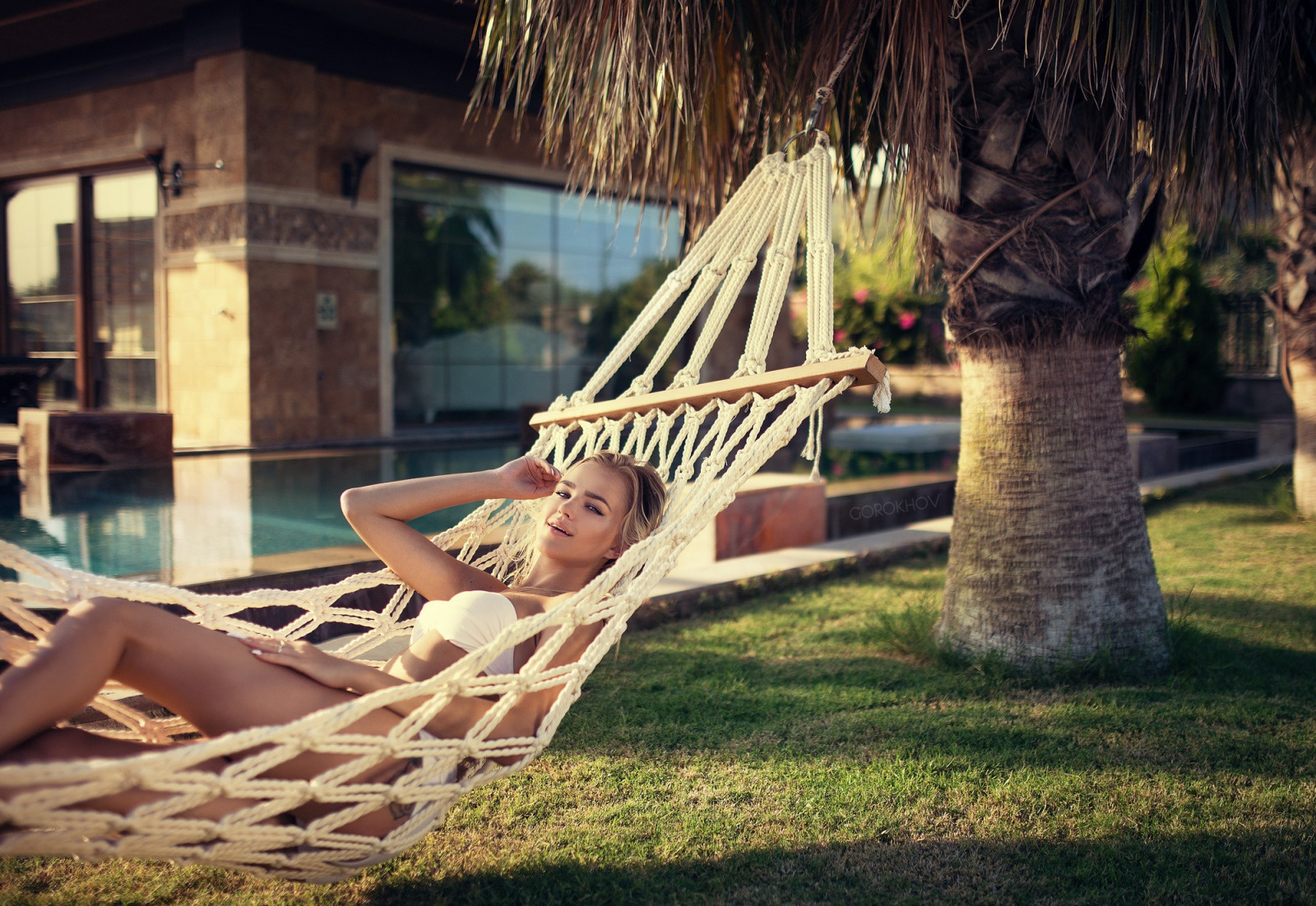 ženy, model, blondýnka, usmívající se, palmy, letní, Ivan Gorokhov, bikiny, Alena Emelyanova, Houpací sítě, zadní dvorek, houpací sít, nábytek, venkovní hrací zařízení