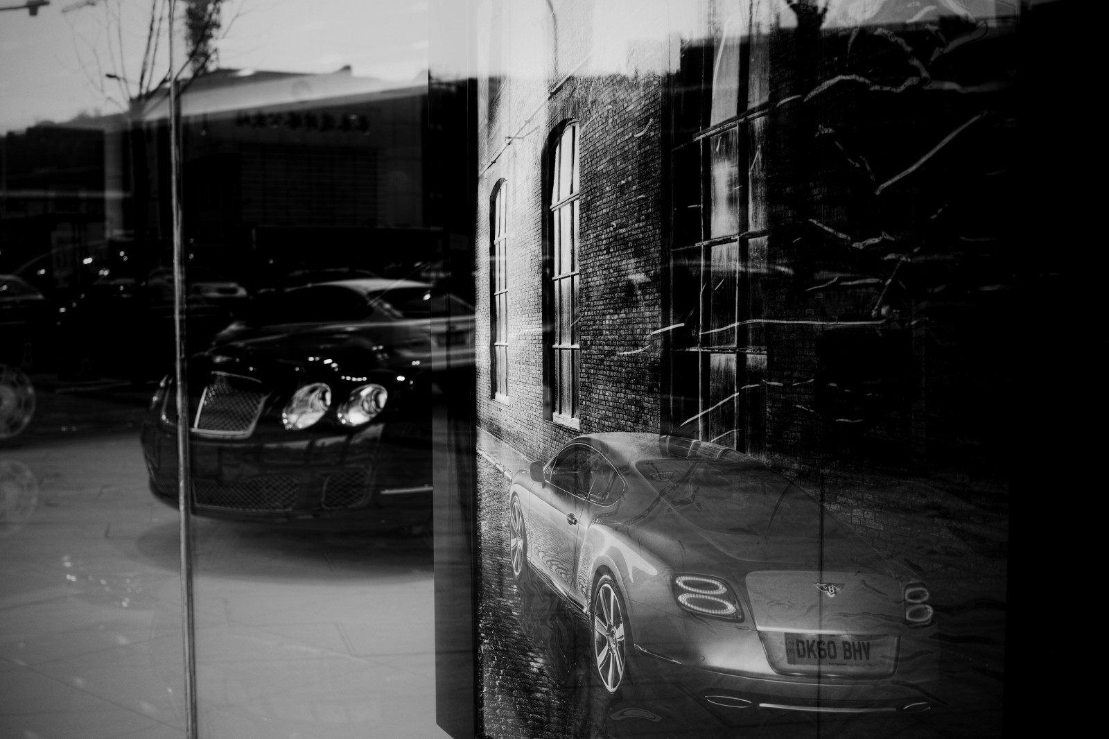 hvid, sort, monokrom, gade, bil, køretøj, fotografering, liv, bw, dp2m, historier, mørke, sort og hvid, monokrom fotografering, film noir, bildesign, spejlreflekskamera