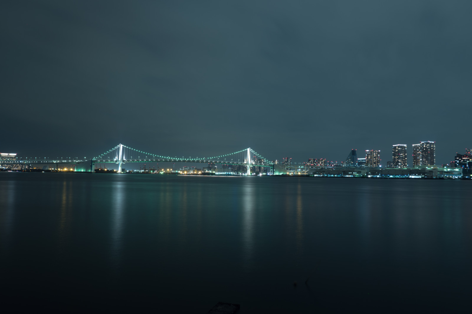 Japan, Stadt, Stadtbild, Nacht-, die Architektur, Betrachtung, Skyline, Wolkenkratzer, Abend, Brücke, Horizont, Dämmerung, Stift, Tokio, Olymp, Jp, Licht, Dämmerung, Beleuchtet, Erleuchtung, Dunkelheit, Wahrzeichen, Regenbogenbrücke, Tokyobay, 12mmf20, Mzuiko, Penf, Zuiko, Mzuikodigitaled12mmf20, Harumi, Harumiferryterminal, Atmosphärisches Phänomen, Atmosphäre der Erde, menschliche Siedlung