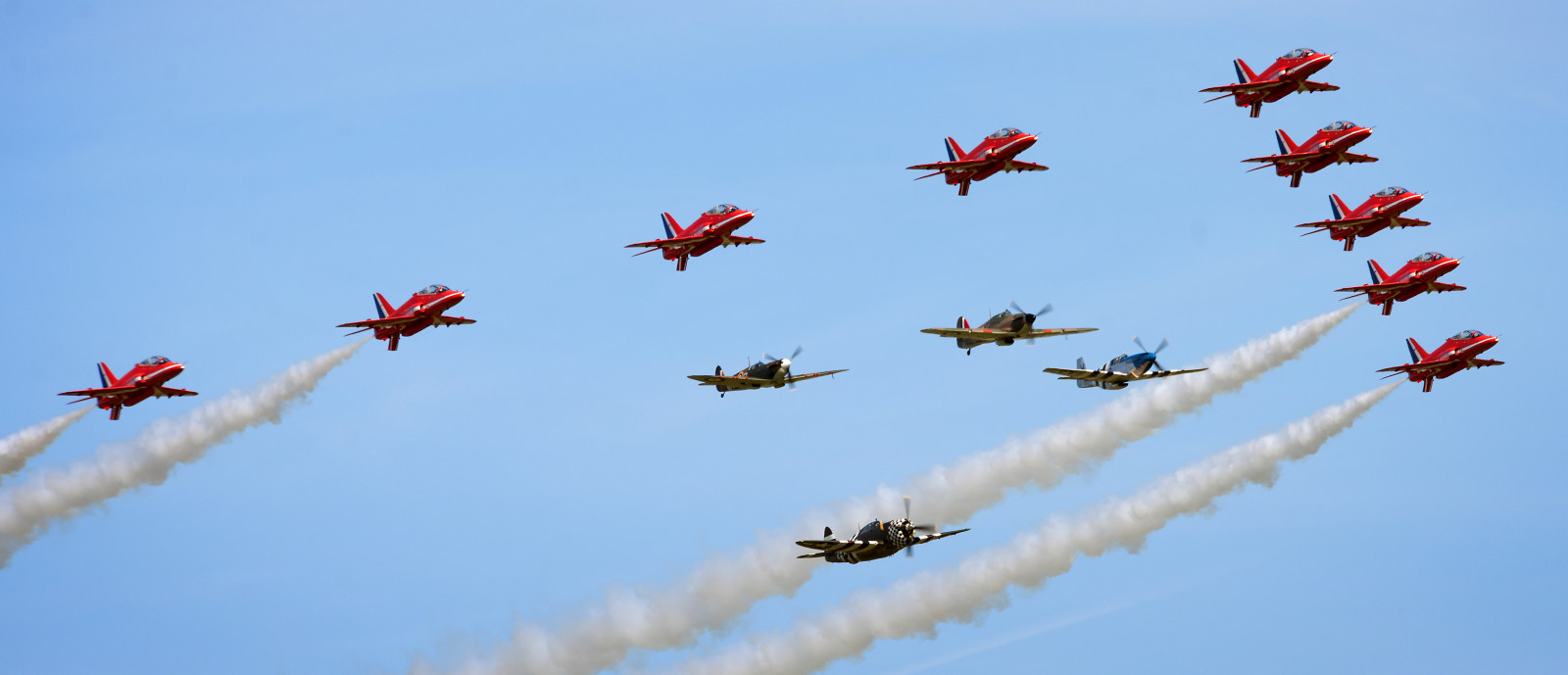 starý, greatbritain, Anglie, nebe, Spojené státy americké, muzeum, nás, letící, válka, Zobrazit, Británie, jestřáb, letadlo, letectví, válečný, vzduch, hurikán, Let, proud, královský, letoun, Airshow, americký, letadla, Duxford, druhý, Císařský, britský, nevraživý člověk, Mustang, letectvo, USAF, vrtule, světová válka, warbird, raf, airpower, vybrat, 2. světová válka, letiště, akrobatické, Blesk, P51, imperialwarmuseum, válka a mír, battleofbritain, válčení, IWM, P47, royalairforce, BAE Systems, eaglesquadron