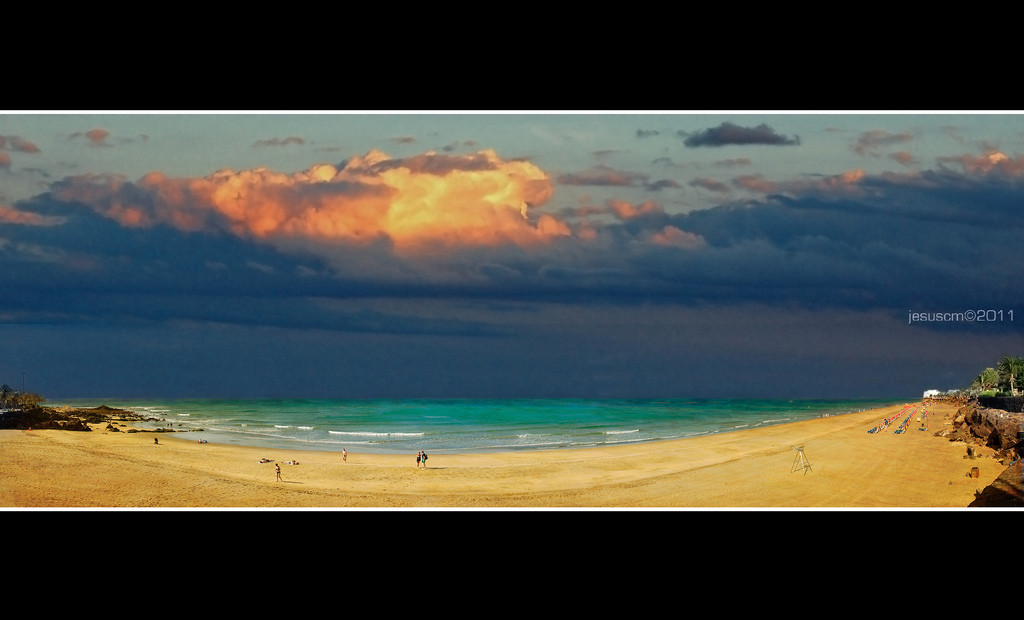 พระอาทิตย์ตก, ทะเล, อ่าว, น้ำ, ฝั่ง, ทราย, ท้องฟ้า, เมฆ, ชายหาด, พระอาทิตย์ขึ้น, ชายฝั่ง, สเปน, ขอบฟ้า, เกาะ, Nikon, Isla, พลบค่ำ, ลันซาโรเต, ภูมิประเทศ, เมฆ, รุ่งอรุณ, มหาสมุทร, คลื่น, nubes, playa, อากัว, flickrstruereflection1, Oceano, colorphotoaward, magicunicornverybest, Canaryislands, islascanarias, espana, เนื้อน้ำ, พระเยซูคริสต์