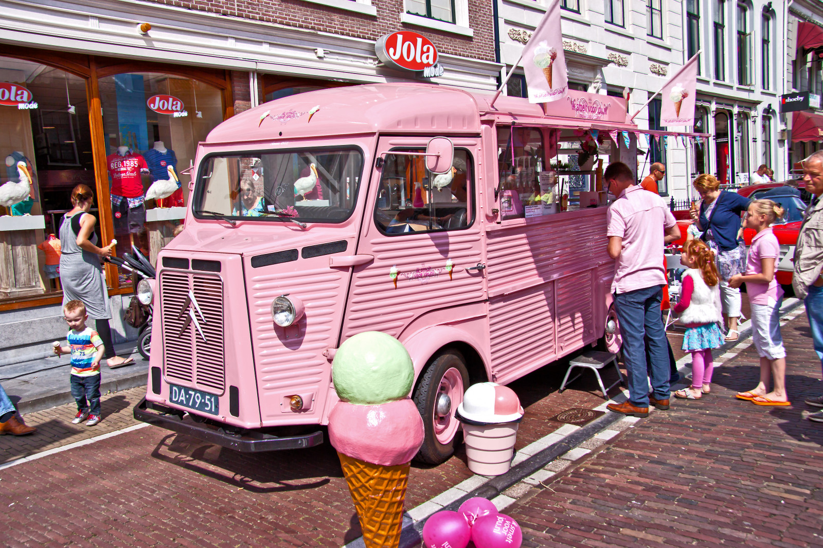 francouzština, Evropa, fotografové, miluji to, CC, Jíl, showroom, Oldtimer, univerzální, Soe, giveme5, autofocus, nevýslovný, Miluji to, přátelé navždy, líbí se mi to, jednoduše nejlepší, Finegold, greatphotographers, themachines, lovelyshot, gearheads, digitalcreations, v mých očích, pomalá jízda, carscarscars, beautifulcapture, supersix, damncoolphotographers, myfriendspictures, artisticimpressions, simplysuperb, creativephotogroup, thebestshot, digifotopro, carscarsandmorecars, afeastformyeyes, paintcreations, alltypesoftransport, saariysqualitypictures, hairygitselite, worldofdetails, lovelyflickr, djangosmaster, da7951, buildyourrainbow, supersixbronze, blinkagain, citro nhb2as1600, soulophotography, transportofallkinds, photographicworld, fandevoitures, aphotographersview, thepitstopshop, niceasitgets, rememberthatmomentlevel1, magicmomentsinyourlife, fotoartcircle, planetearthbackintheday, thelooklevelred, mastersofcreativephotography, dreamlikephotos, creativeimpuls, planetearthtransport, bloodsweatandgear, photoshopartists, creativeartistscafe, wheelsanythingthatrolls, livingwithmultiplesclerosisms, citro nsagroupepsapeugeotcitro nsaintouenfrance, infinitexposure, sidecode1, vianenthenetherlands, rememberthatmomentlevelsilver