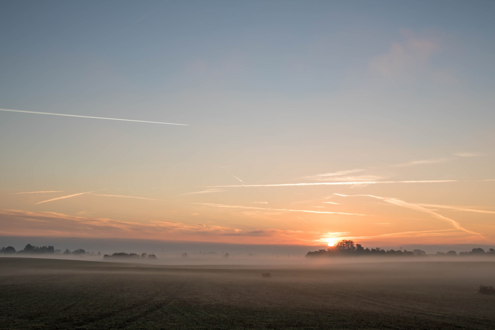 sollys, landskab, solnedgang, hav, himmel, solopgang, aften, morgen, tåge, Sol, horisont, atmosfære, skumring, Sky, tåge, daggry, DIMMA, landskabet, landsbygd, soluppg ng, s dersl tt, landskap, Gryning, Morgon, almindeligt, atmosfærisk fænomen, atmosfære af jord, efterglød