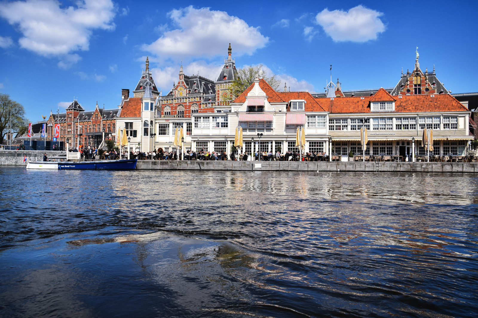 คน, ทะเล, ถนน, cityscape, สถาปัตยกรรม, น้ำ, อาคาร, การสะท้อน, การท่องเที่ยว, ตอนเย็น, แม่น้ำ, ท่าเรือ, เมือง, ทัศนียภาพ, เนเธอร์แลนด์, ยุโรป, อัมสเตอร์ดัม, คลอง, พระราชวัง, วันหยุด, ฮอลแลนด์, cityview, มุมมองถนน, m nniskor, streetphoto, Noordholland, nederl nderna, nl, amsterdamcity, สถานที่สำคัญ, ทางน้ำ, เนื้อน้ำ