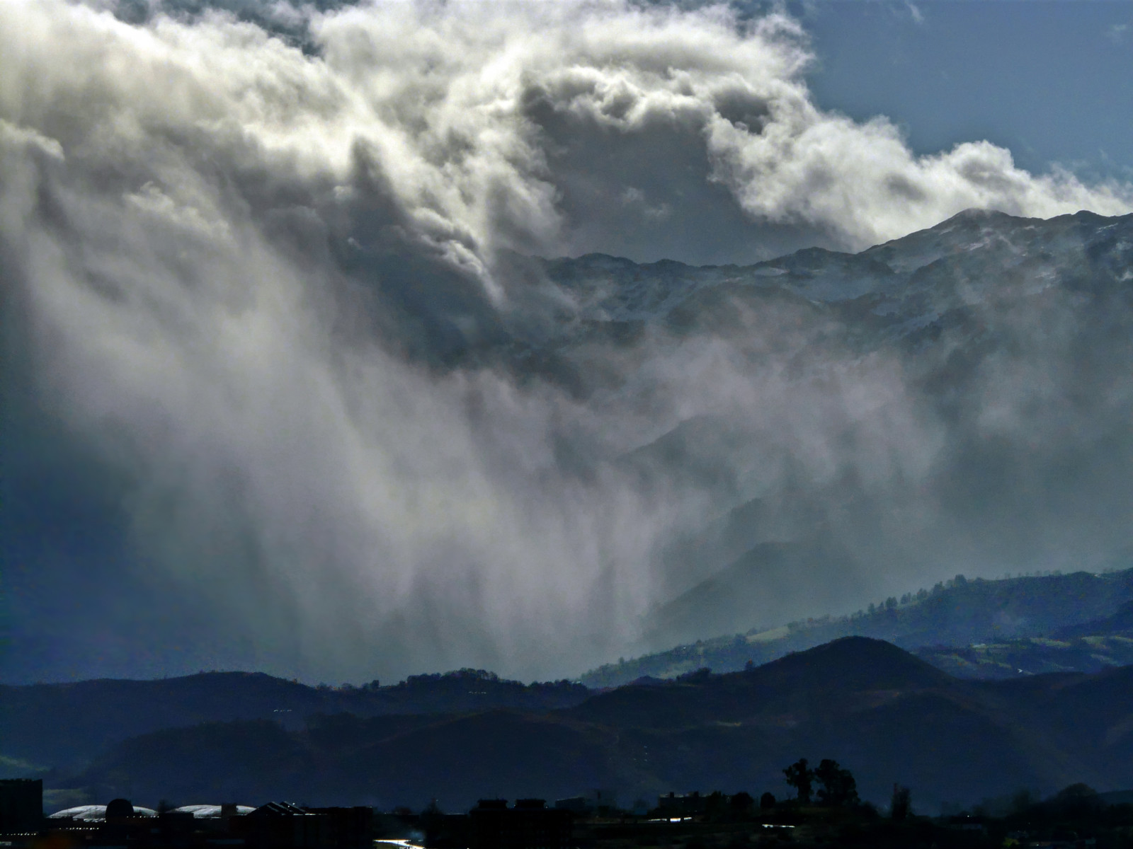 nebe, mraky, bouřka, mlha, atmosféra, plošina, Tormenta, mrak, hora, počasí, cielo, mraky, Montanas, Asturias, atmosférický jev, horských reliéf, geologický fenomén, pohoří, meteorologický jev, Montes