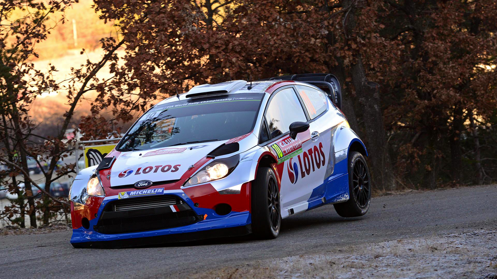 sportovní, závodní vozy, auto, vozidlo, soutěžních vozů, závodění, Rallye, Ford Fiesta, wrc, Robert Kubica, motorsport, automobilového designu, závodní auto, automobil make, závodiště, auto závodní, rodinný vůz, shromažďovací, Mistrovství světa rally, stock závodní auto, WRC, cestovních vozů, Rallycross, touring závodní auto