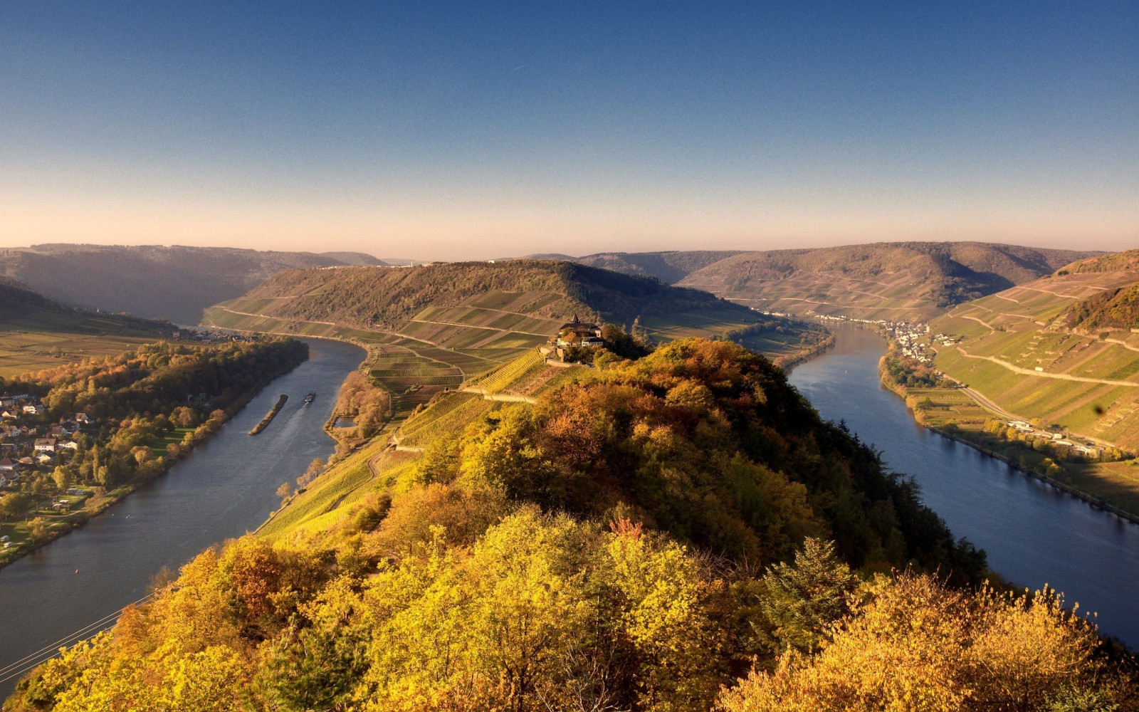 แนวนอน, เนินเขา, ทะเลสาบ, ธรรมชาติ, การสะท้อน, พระอาทิตย์ขึ้น, ตอนเย็น, เช้า, แม่น้ำ, หุบเขา, ถิ่นทุรกันดาร, ยอด, ที่ราบสูง, สันเขา, ฤดูใบไม้ร่วง, ภูเขา, ฤดู, อ่างเก็บน้ำ, 2560x1600 px, ทะเลสาบ, เขตชนบท, ลักษณะภูมิประเทศที่เป็นภูเขา, ภูมิประเทศ, คุณลักษณะทางภูมิศาสตร์, การถ่ายภาพทางอากาศ, เทือกเขา