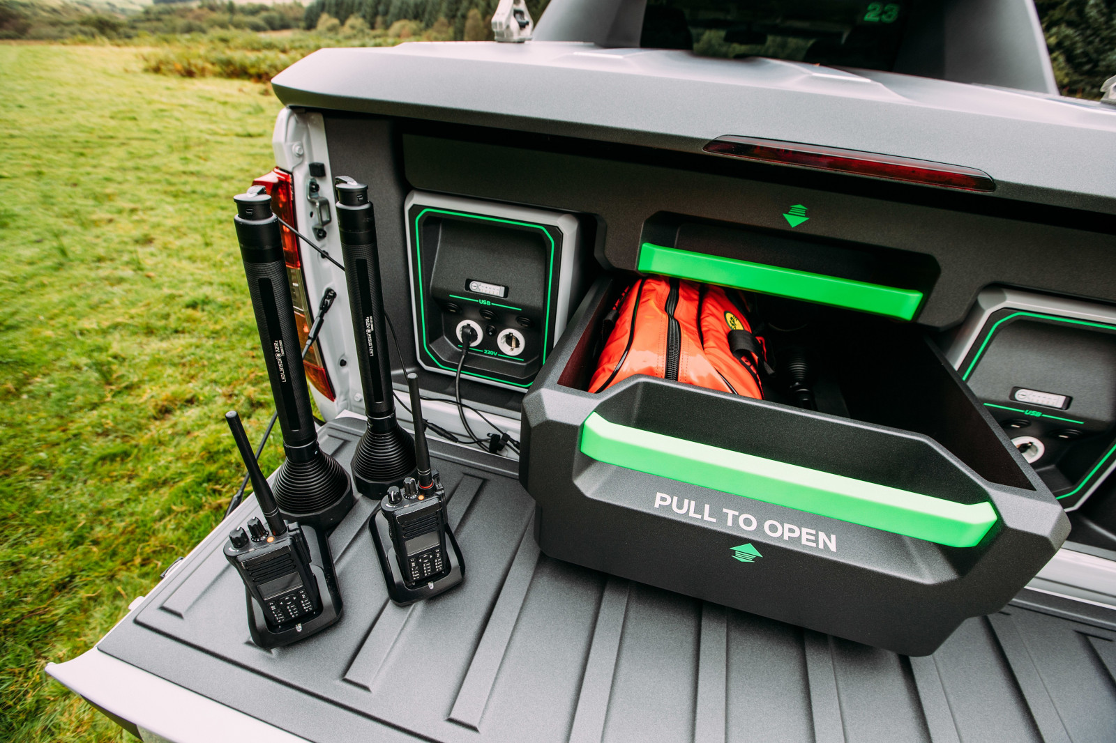 auto, vozidlo, Nissan, netcarshow, netcar, obrázky vozidel, photo auto, 2017, Navara EnGuard concept, automobilový exteriér, nárazník