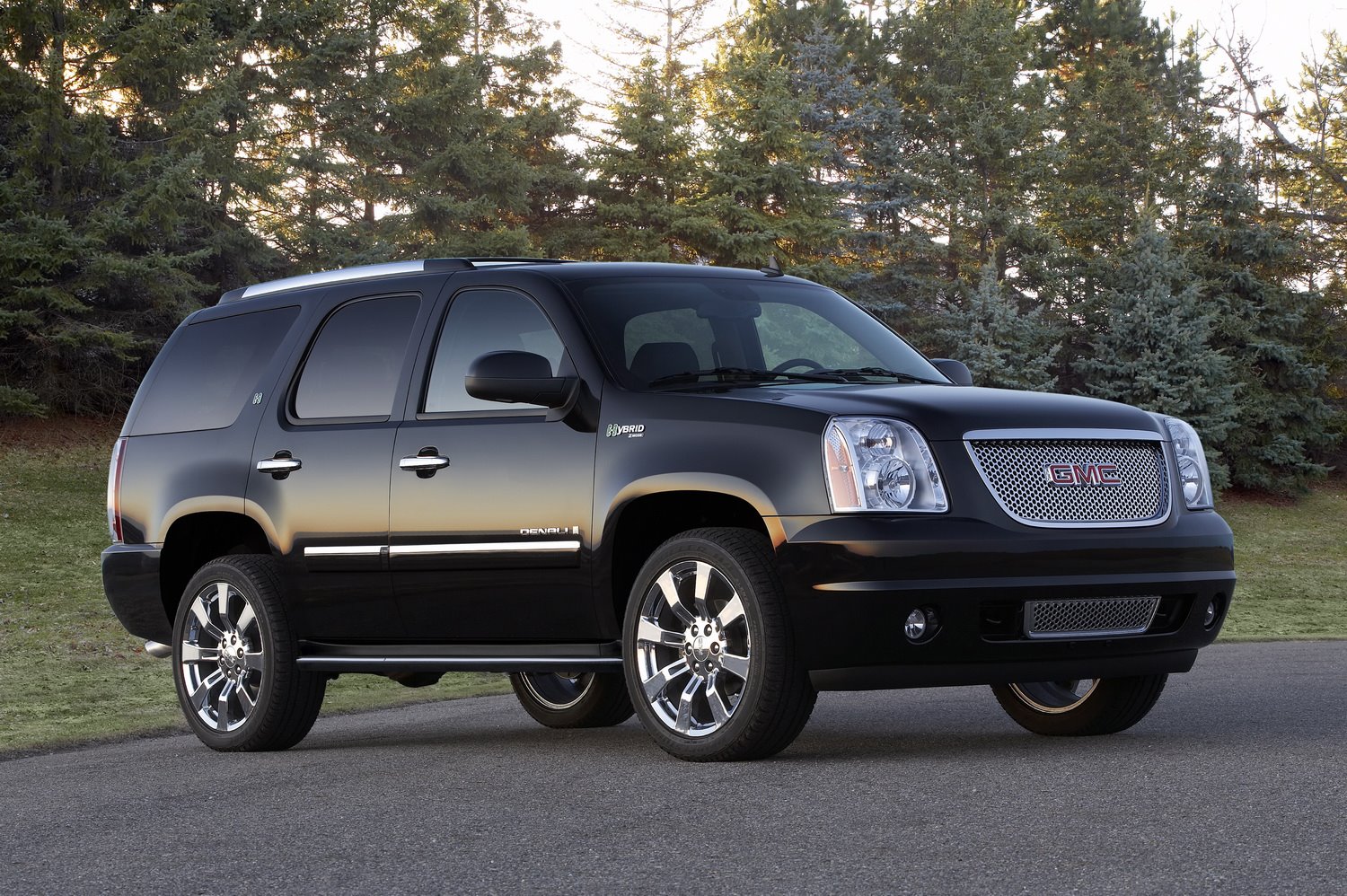 auto, vozidlo, GMC, netcarshow, netcar, obrázky vozidel, photo auto, 2014, Yukon Denali hybridní, pozemní vozidla, automobil make, luxusní vůz, městské auto, sportovní užitkové vozidlo, Kompaktní sportovní užitkové vozidlo, Cadillac Escalade