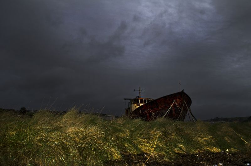 pas,Işık,Karanlık,Tekneler,Huysuz,Haliç