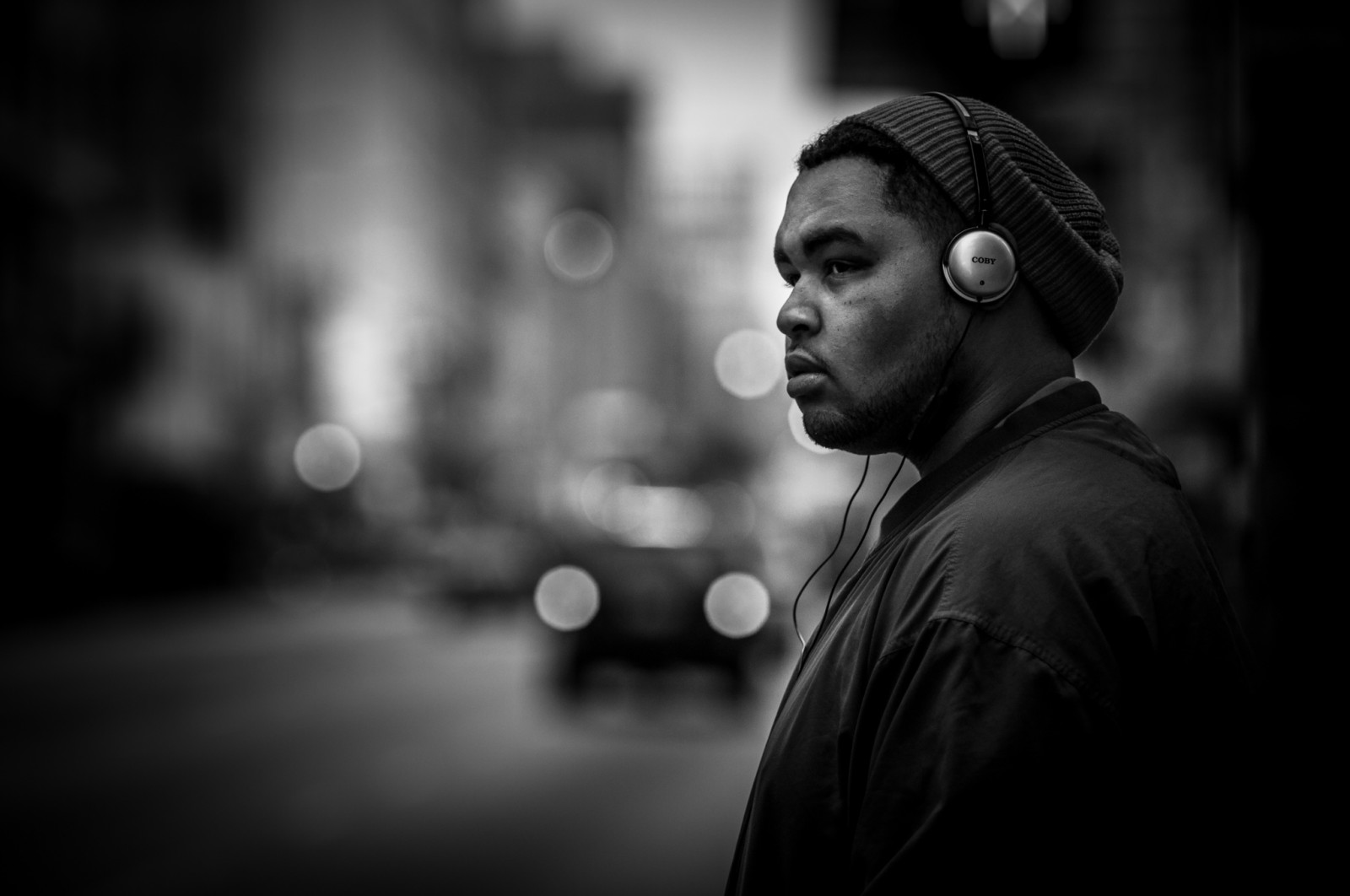 Černá, bílý, fotografie, Osoba, Černý a bílý, audio zařízení, tma, fotografování, světlo, momentka, monochromatické fotografování, Zvuk, člověk, černobílý, chrám, flash photography, Film noir, portrét, portrétní fotografie, dívka, mikrofon