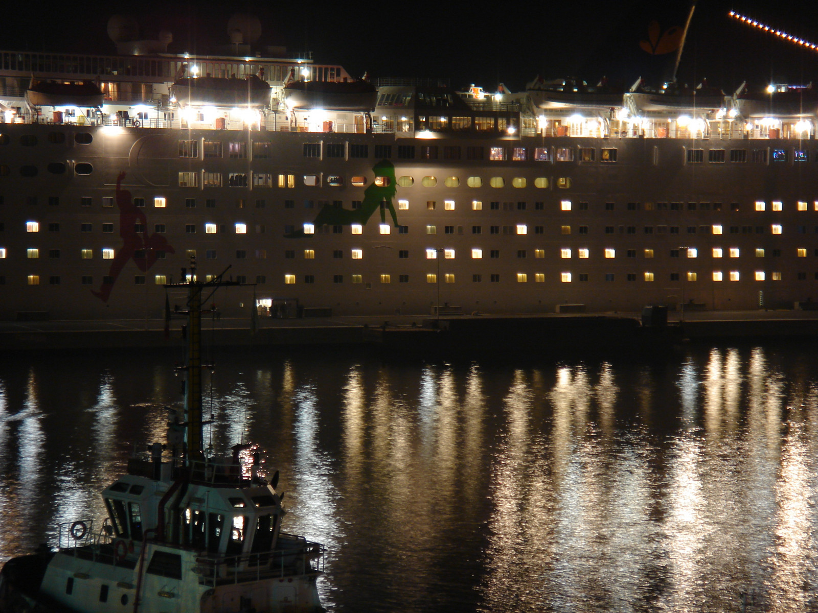 loď, panoráma města, noc, odraz, vozidlo, večer, dok, soumrak, Marina, světlo, osvětlení, tma, plavba, vodní