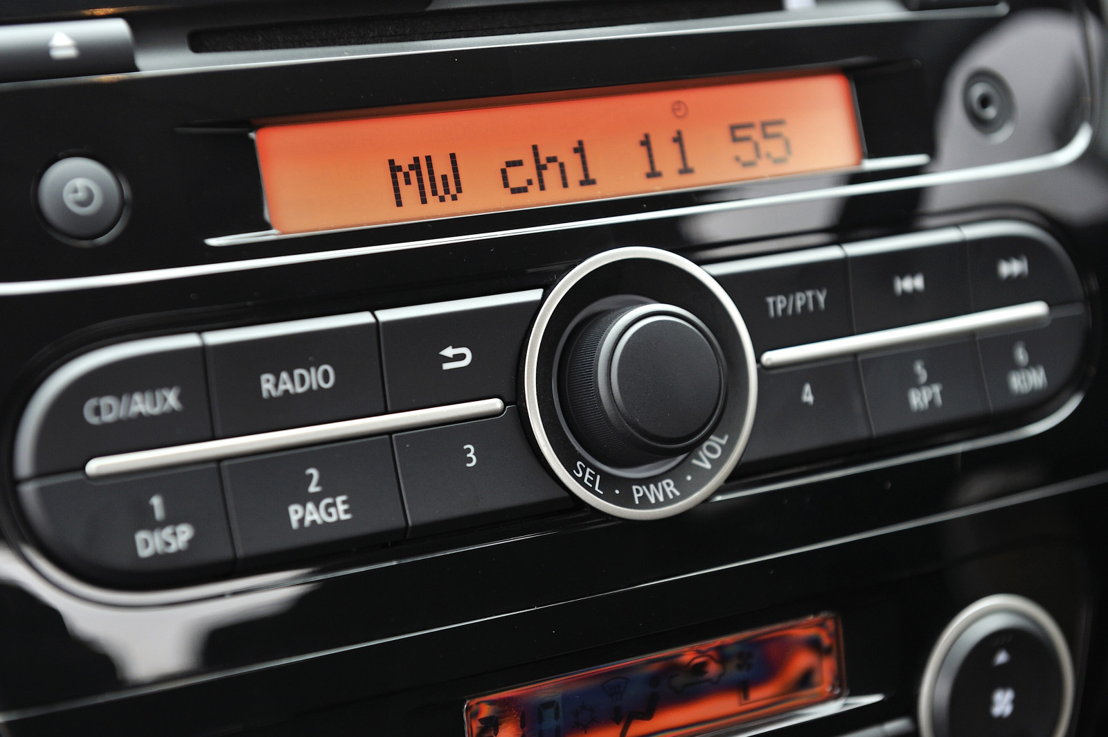 auto, BMW, veicolo, Mitsubishi, Berlina, BMW X1, netcarshow, netcar, immagini di auto, auto foto, 2014, versione Mirage UK, veicoli terrestri, esterno automobilistico, marca di automobile, veicolo di lusso, auto di famiglia, auto compatta, auto esecutivo, city ​​car, Sport Utility Vehicle, vettura di medie dimensioni