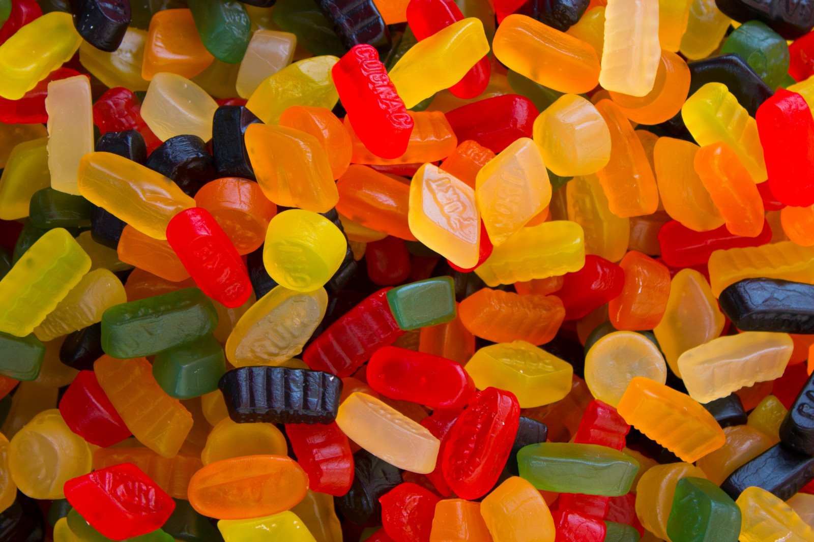 Wallpaper color, colour, candy, wine, gums, sweets, colourful