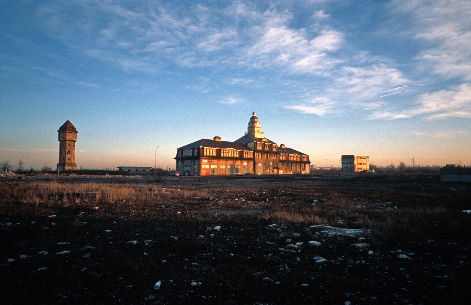 krajina, západ slunce, moře, panoráma města, noc, architektura, odraz, nebe, svítání, panoráma, večer, ráno, věž, horizont, panoráma, soumrak, mlýn, rozklad, průhlednost, průmyslový, zřícenina, Katowice, 100, RSX, mrak, ii, svítání, Zeiss, mezník, 21mm, Contax, prošlý, Agfa, skluzavka, biogon, g2, postindustriální, Szopienice, uthemann
