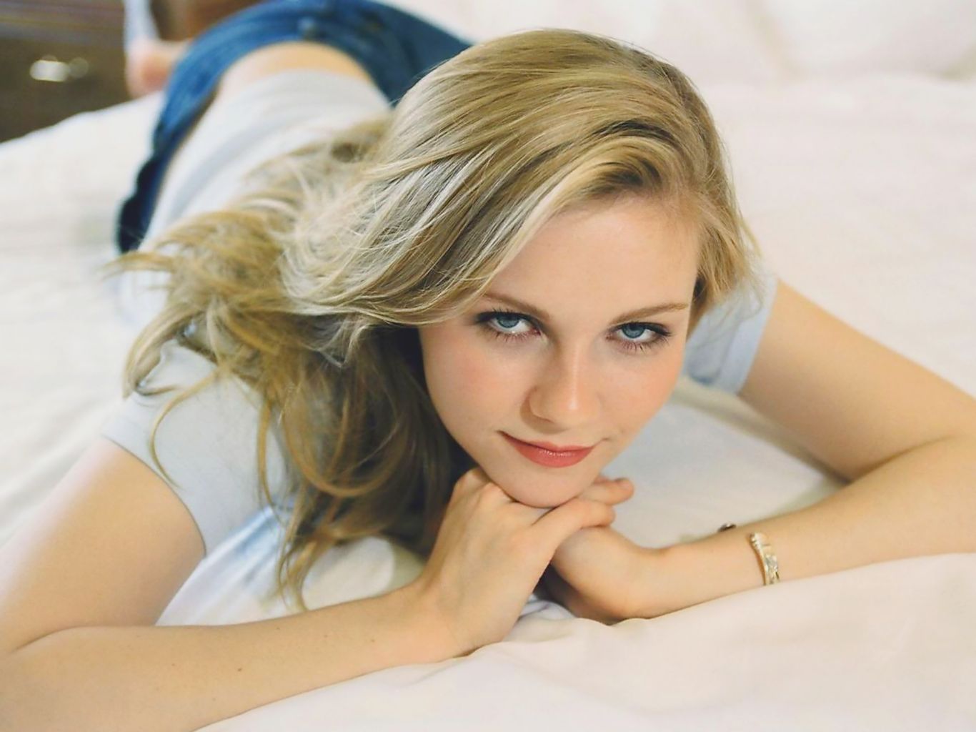 Wallpaper : Kirsten Dunst, actress, women, blond hair, blonde, jeans
