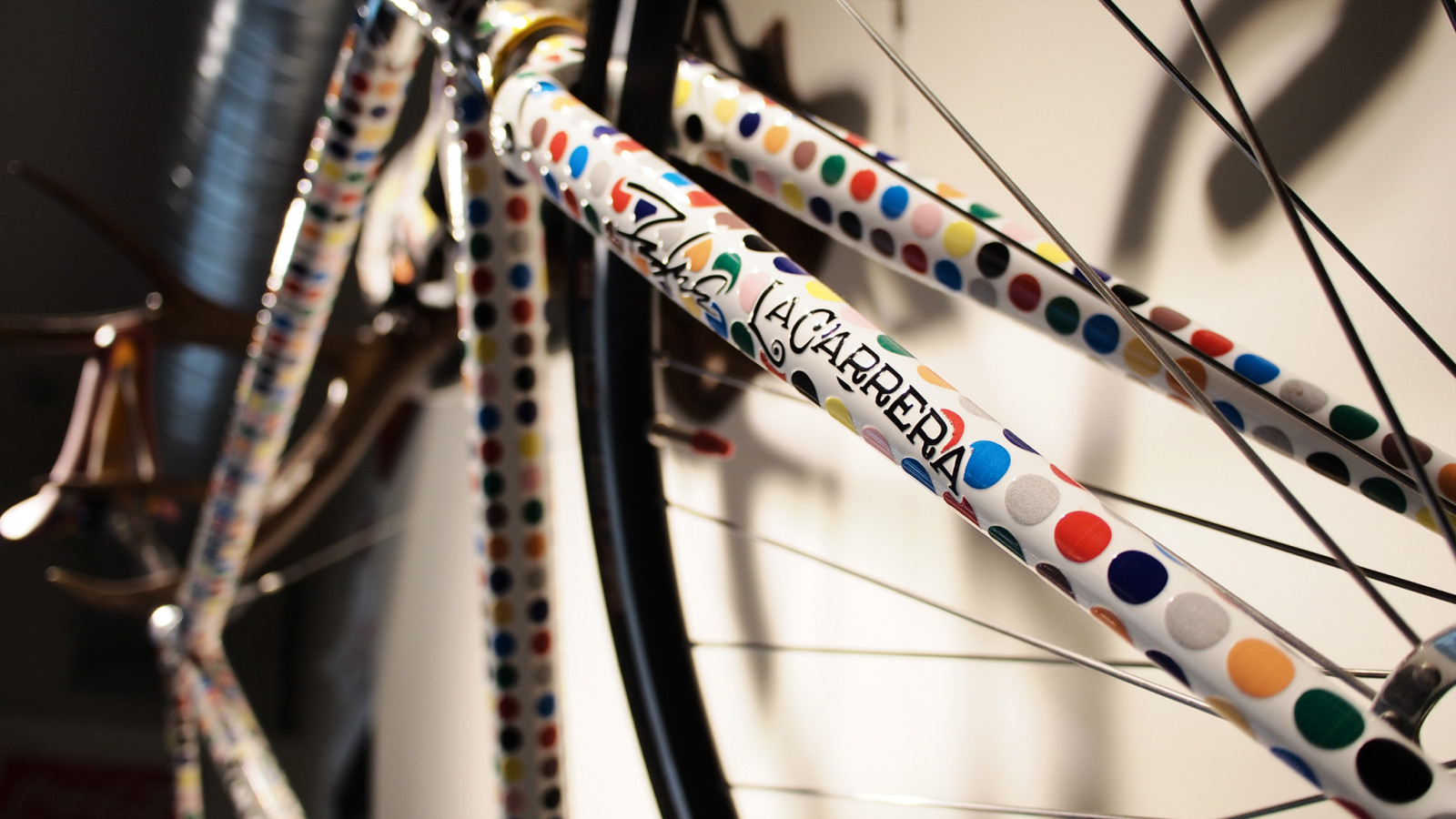 città, urbano, Canada, dettaglio, bar, bicicletta, bicicletta, Vancouver, italiano, Chinatown, avanti Cristo, bokeh, British Columbia, da corsa, Pois, colorato, Colnago, 169, Raro, edizione limitata, 2007, frammento, Penderstreet, Eastpender, Lacarrera, Panasoniclumixg14mmf25, olympusem5, Musettecaff, Lacarreracolnagofutura2000masterpista, Nadirolivet