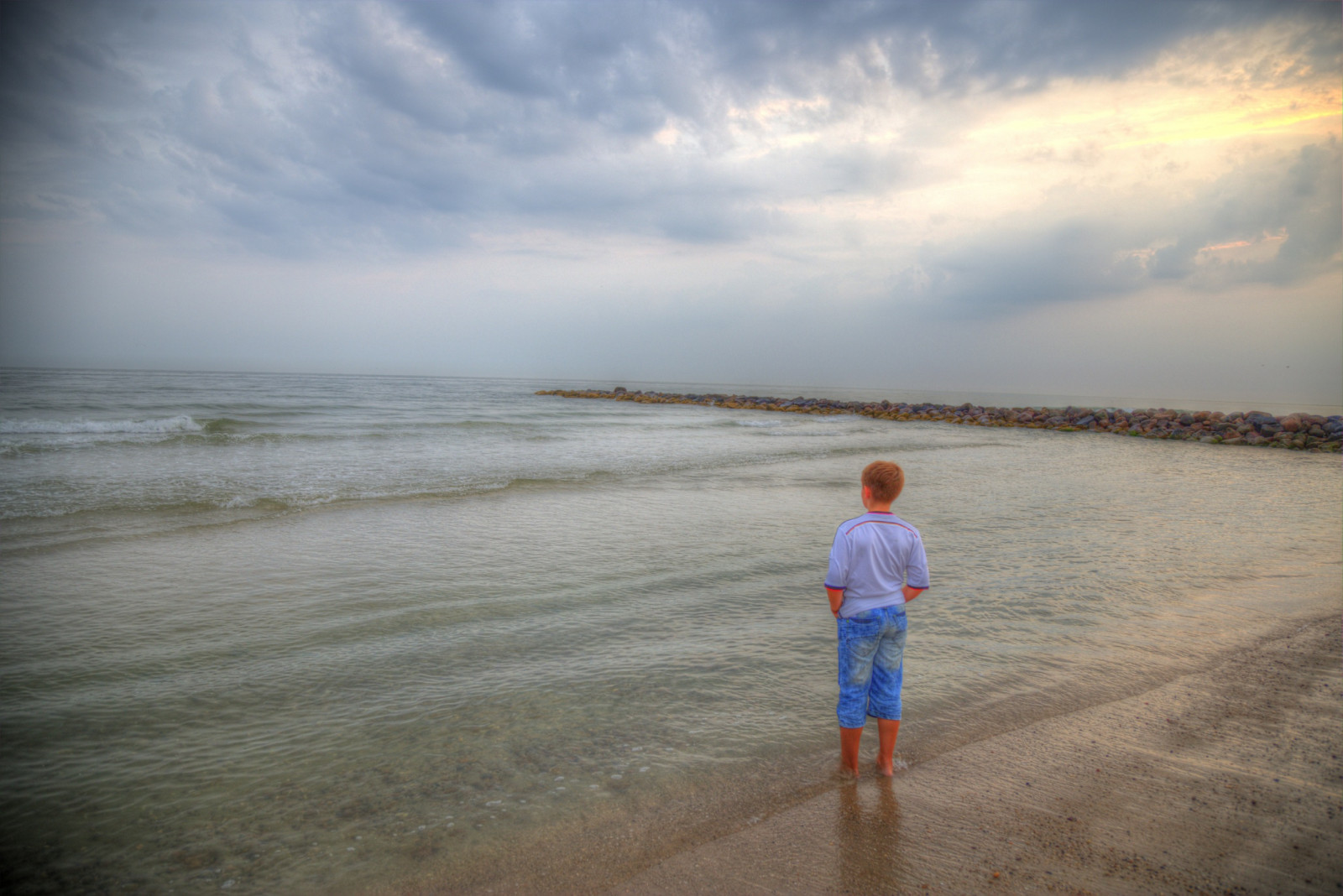 sollys, landskab, solnedgang, hav, vand, natur, kyst, sand, afspejling, himmel, skyer, strand, berolige, Turisme, aften, morgen, kyst, sæsoner, Sol, HDR, vind, horisont, atmosfære, Solrig, Danmark, ferie, 2014, lys, Sky, smuk, overskyet, flickr, Landschaft, sæson, ocean, bølge, farve, sjovt, atardecer, himmel, streng, landskabet, natur, tidevand, Soleil, ciel, nuages, interessant, Formidabelt, Sonnenuntergang, wasser, wolken, sonne, eau, licht, Photomatix, Lumiere, meer, forarbejdning, håndholdt, Nordsøen, zonsondergang, couchesoleil, solfald, Blavand, Hvidbjerg, krop af vand, vind-bølge, meteorologisk fænomen, bølgebryder, vadehavet, merdunord, coastal and oceanic landforms