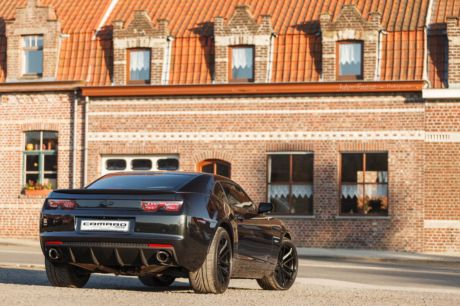 auto, pozemní vozidla, vozidlo, automobilového designu, motorové vozidlo, silnice, superauto, sportovní auto, automobilový exteriér, automotive wheel system, výkon auta, kolo, luxusní vůz, budova, závoďák, sportovní užitkové vozidlo, ulice, kupé, střední velikost auta