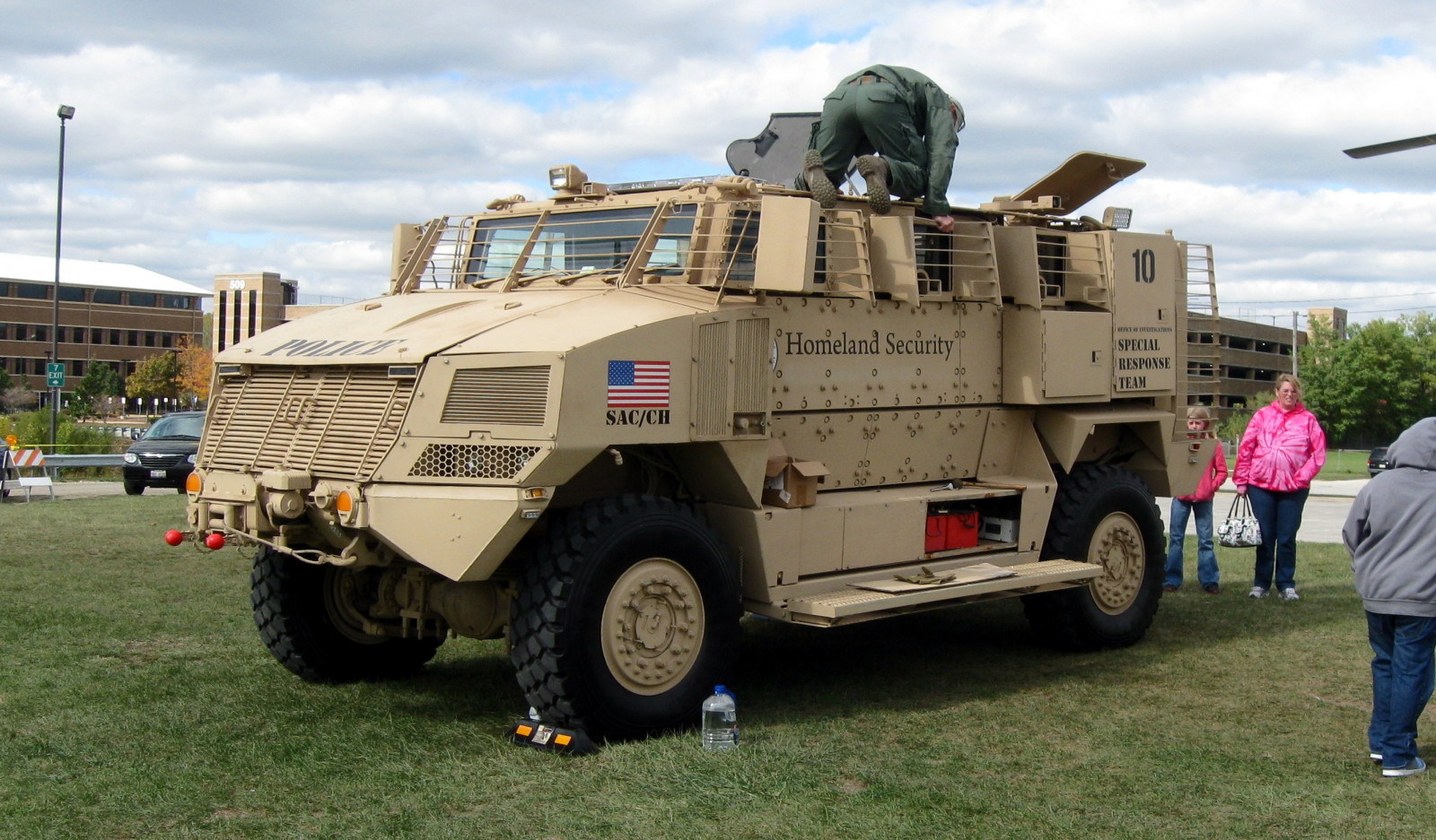 ไฟ, สำนักงาน, อิลลินอยส์, ทีม, ตำรวจ, อำเภอ, สห, ตำรวจ, ความปลอดภัย, il, พิเศษ, ตำรวจ, ยานพาหนะ, การดำเนินงาน, กฎหมาย, รัฐ, การบังคับใช้, นายอำเภอ, กิน, การป้องกัน, แผนก, กลยุทธ์, เจ้าหน้าที่, หน่วย SWAT, อาวุธ, บ้านเกิดเมืองนอน, การตอบสนอง, sot, รฟท, การตรวจสอบ