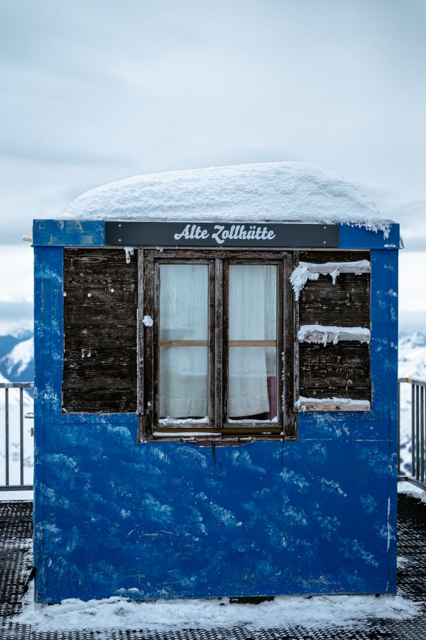 snow,zugspitze,cold,Austria,building,blue