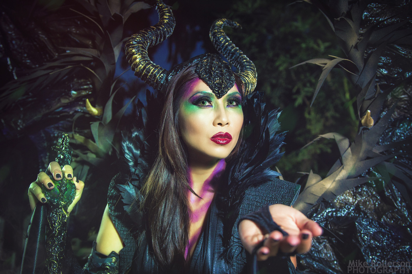 Černá, cosplay, křídla, růžky, Disney, jednotný, Zlý, strom, rostlina, dívka, krása, tma, kostým, výstroj, cg artwork