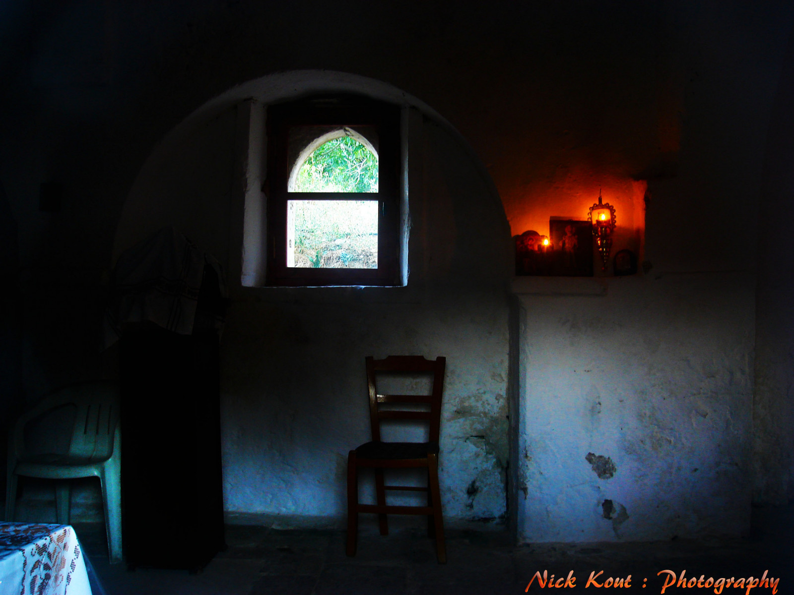 okno, noc, architektura, nebe, Dům, židle, Sony, Řecko, oblouk, kostel, Kréta, světlo, svíčka, osvětlení, krytý, tma, Heraklion, Santa Barbara