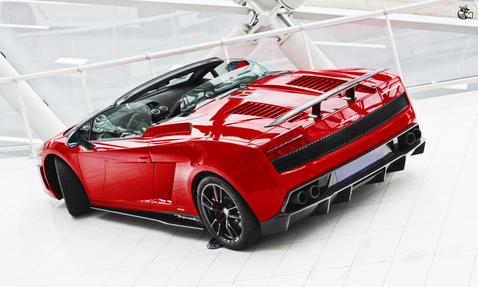 auto, Červené, BMW, vozidlo, Nissan, Lamborghini, Porsche, McLaren, Vyhnout se, Lexus, Evropa, Lamborghini Gallardo, sportovní auto, Ferrari, Koenigsegg, Bentley, Bugatti, Jaguár, Renault, ZMIJE, Apollo, Pagani, TVR, F40, F430, Wiesmann, Hypercar, GT2, Spyker, Maybach, Gumpert, LFA, GT3, Ariel, Atom, Artega, Ascari, 911, Enzo, kolo, cars, závod, CC8S, Kontinentální, Gran Turismo, Ušlechtilý, auto, rohlíky, V8, automobil, aston, Martin, superauto, mercedes, toskánský, výhradní, mp412c, alfa, romeo, výhoda, 8c, royce, Veyron, xj220, v10, SLS, v12, 360, one77, tapety, pozemní vozidla, automobilového designu, automobilový exteriér, automobil make, model auta, luxusní vůz, nárazník, v6, městské auto, F70, krutý, masarati, chevrolette, ccxr