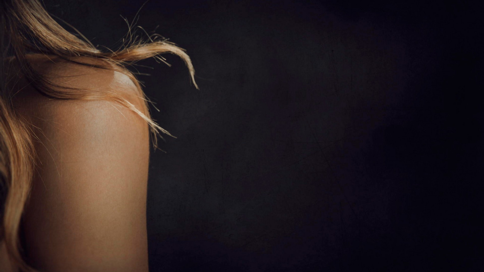 Красивое женское тело крупным планом