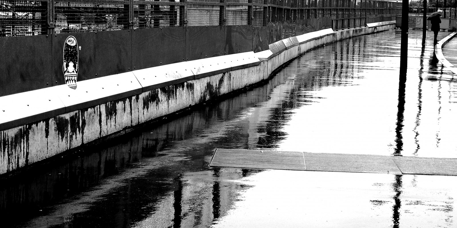 černobílý, voda, odraz, déšť, most, strom, Street View, chodník, dráha, reflets, noiretblanc, blackandwithe, photoderue, urbanarte, pluie, paris13, photopascalcolin, Černý a bílý, monochromatické fotografování, trottoir, fixed link, guard rail