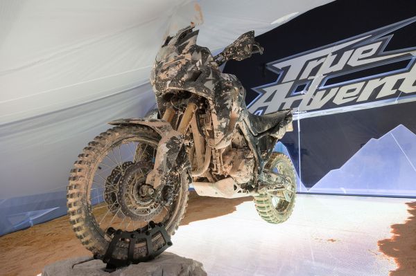 2015,Honda,2015x1343 px,adventure,dirtbike,offroad