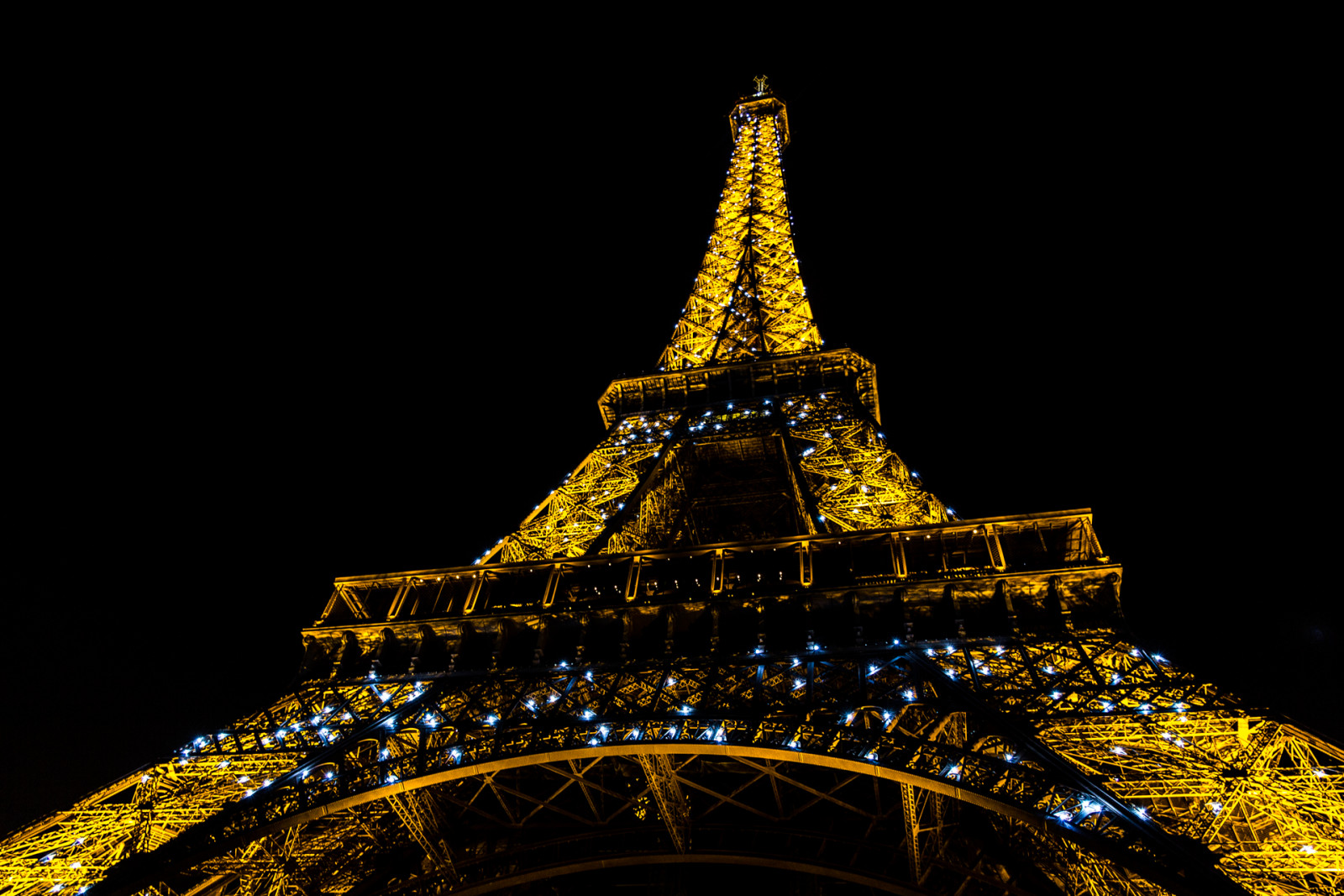 světla, Černá, město, noc, architektura, městský, nebe, fotografování, panoráma, žlutý, večer, věž, trojúhelník, ocel, Kánon, geometrie, Francie, Evropa, Paříž, metropole, 2013, Noir, půlnoc, Reflex, památník, spirála, pohlednice, UMĚNÍ, cestovat, barvy, flickr, osvětlení, toureiffel, dSLR, uNESCO, tma, výlet, ciel, ville, cesta, urbain, couleurs, nuit, divit se, mezník, Photographie, geometrie, složení, 60d, prohlížení památek, sLR, žlutá, tourisme, touristique, cedreams, turistická atrakce, pyramide, eiffeltour, Île-de-France, capitale, cartepostale, citycapital, Lumieres, Acier, Merveille, stock photography