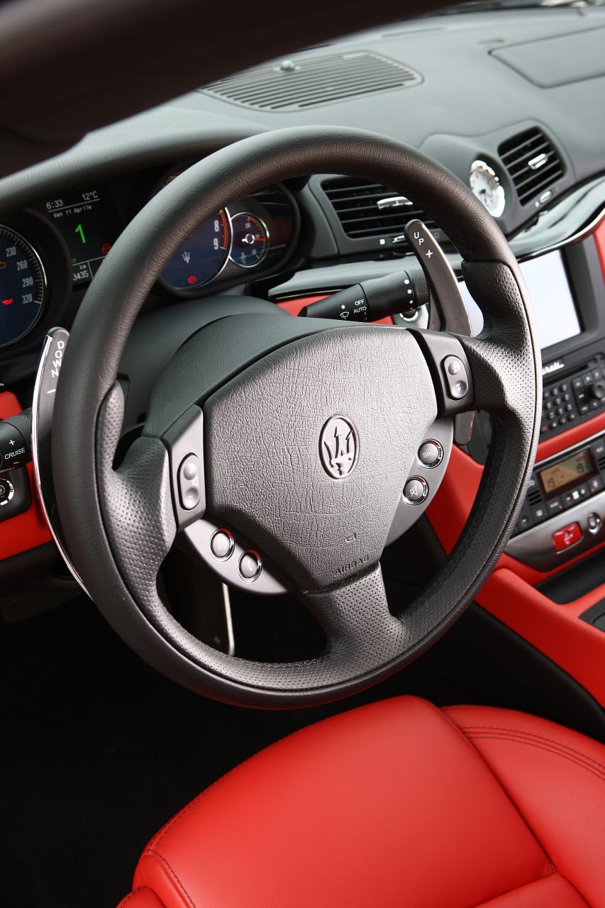 auto, vozidlo, Mercedes Benz, sportovní auto, Maserati, volant, limuzína, netcarshow, netcar, obrázky vozidel, photo auto, 2011, kolo, GranTurismo S, superauto, pozemní vozidla, automobilového designu, automobilový exteriér, automobil make, luxusní vůz, rodinný vůz, výkonné auto, městské auto, sportovní užitkové vozidlo, řízení part