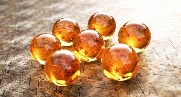reflection,table,yellow,glass,ball,amber