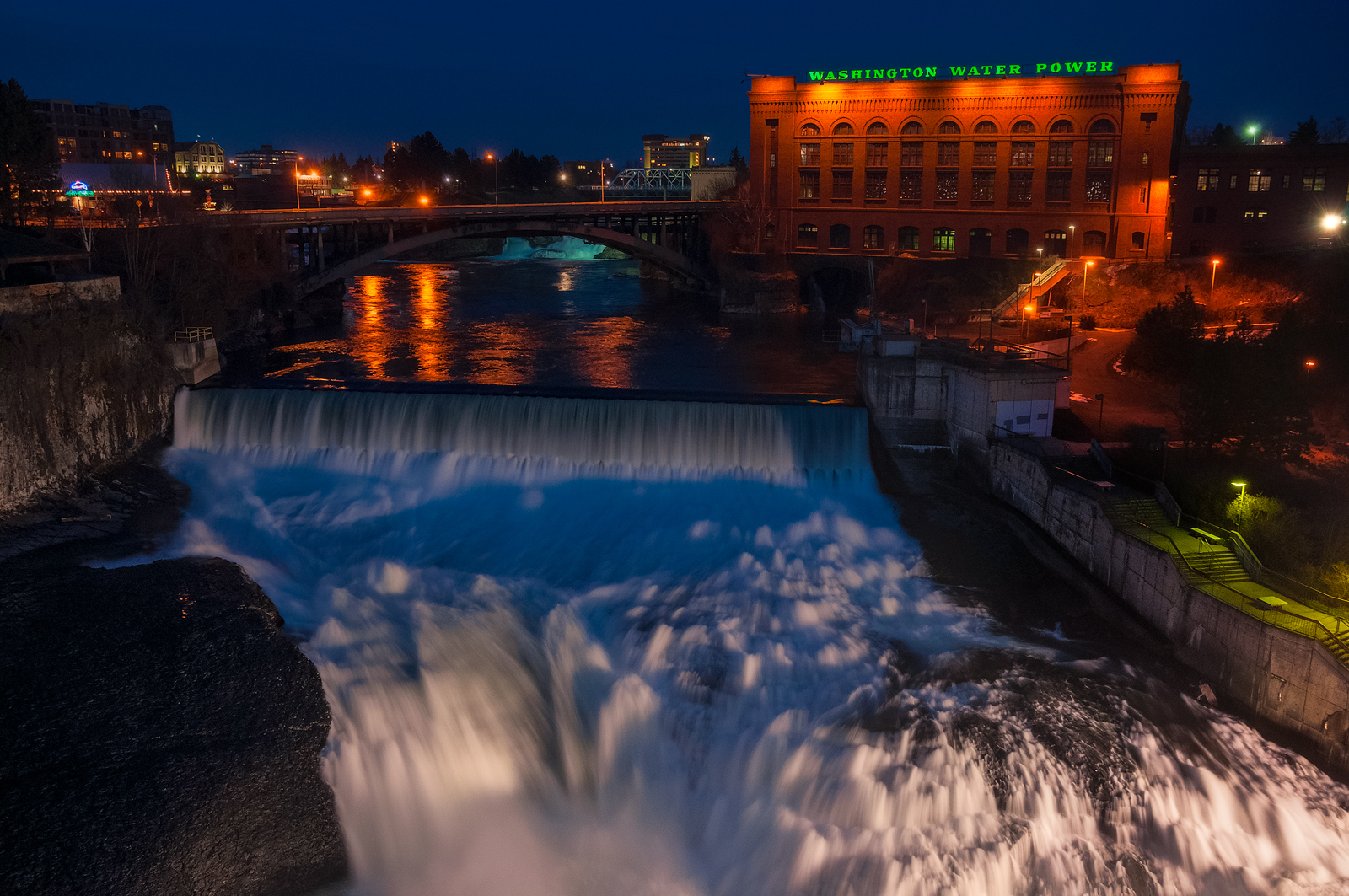 voda, odraz, vodní, noc, tělo z vody, mezník, řeka, nebe, panoráma města, město, světlo, soumrak, most, večer, osvětlení, vodní prvek, vodní tok, vodní zdroje, centrum, krajina, metropole, fixed link, svítání