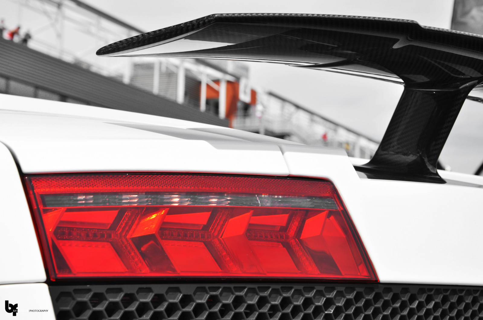 รถ, ยานพาหนะ, การถ่ายภาพ, หมวก, Lamborghini, Lamborghini Aventador, โลก, Nikon, ออดี้, Lamborghini Gallardo, รถสปอร์ต, ยี่ห้อ, ออดี้ R8, Google, ประสิทธิภาพรถ, Superleggera, อิตาลี, Gallardo, เบา, สำรวจ, ล้อ, dof, รถ, lp, อัตโนมัติ, เซาท์แคโรไลนา, ซูเปอร์คาร์, d5000, spafrancorchamps, lp5704, sv, superveloce, ยานพาหนะบก, การออกแบบยานยนต์, ภายนอกยานยนต์, ลำต้น, รถหรู, กันชน, ยานยนต์, โหมดการขนส่ง, รถผู้บริหาร, ตะแกรง, ทะเบียนรถยนต์, เบส, ไฟหน้า, อะไหล่รถยนต์, selectivecoloring, fransen, spaitalia, แสงยานยนต์, 5704, product design