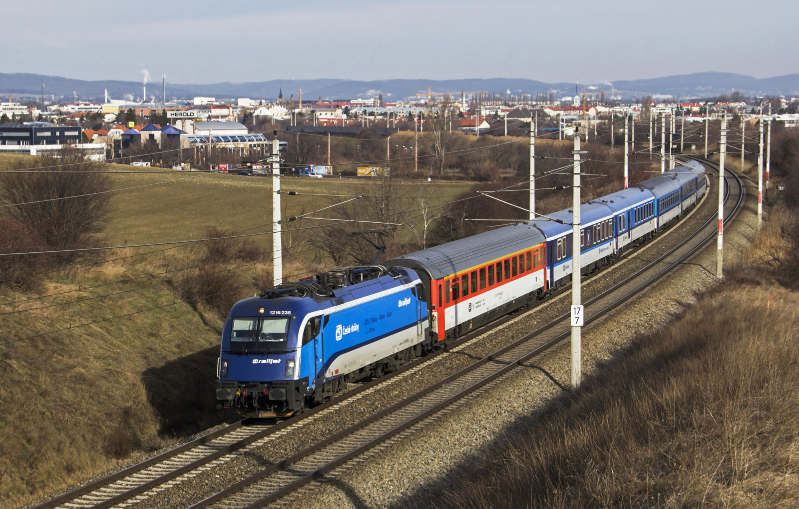 køretøj, tog, jernbane, Canon, TGV, transportere, lokomotiv, motor, Taurus, 2014, træ, tog, jernbane, plante, Foto, spore, Praga, lok, ec, foto, eos, 60d, jernbaner, wien, Praha, bild, cd, bahn, hovedstadsområde, transportform, offentlig transport, jernbanetransport, rullende materiel, jernbanen bil, højhastighedstog, zug, Loc, k p, mozdony, z ge, Villany, Elok, Bahnen, Bundesbahnen, villanymozdony, februar, siemens, rj, OBB, railjet, Fruhling, 1216, B cs, S dbahn, rh1216