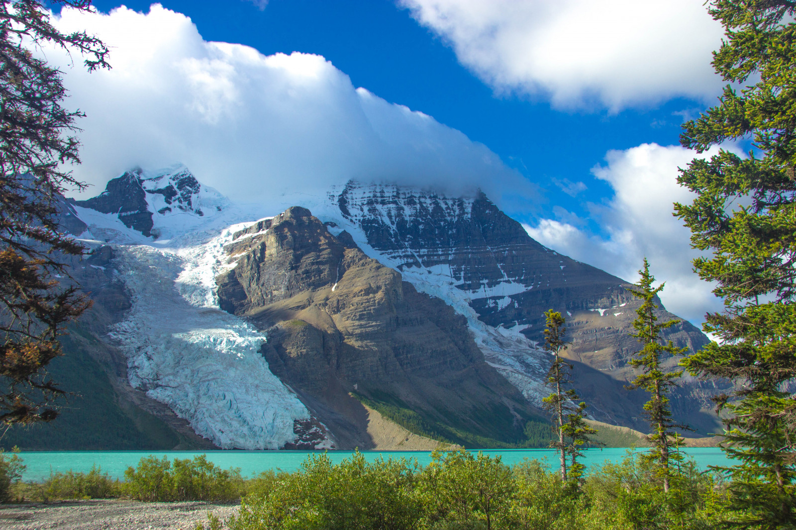 krajina, jezero, voda, Skála, Příroda, odraz, nebe, mraky, svítání, Kanada, národní park, fjord, údolí, divočina, Alpy, banka, mount scenérie, crater Lake, přírodní rezervace, ledovcové jezero, mrak, strom, list, hora, masiv, vodní tok, pleso, vysočina, ledovec, národní parky, počítač tapeta, horských reliéf, pohoří, moréna, stanice hill, ledová landform, klesl, cirkus, magicmoment, nadmořská výška