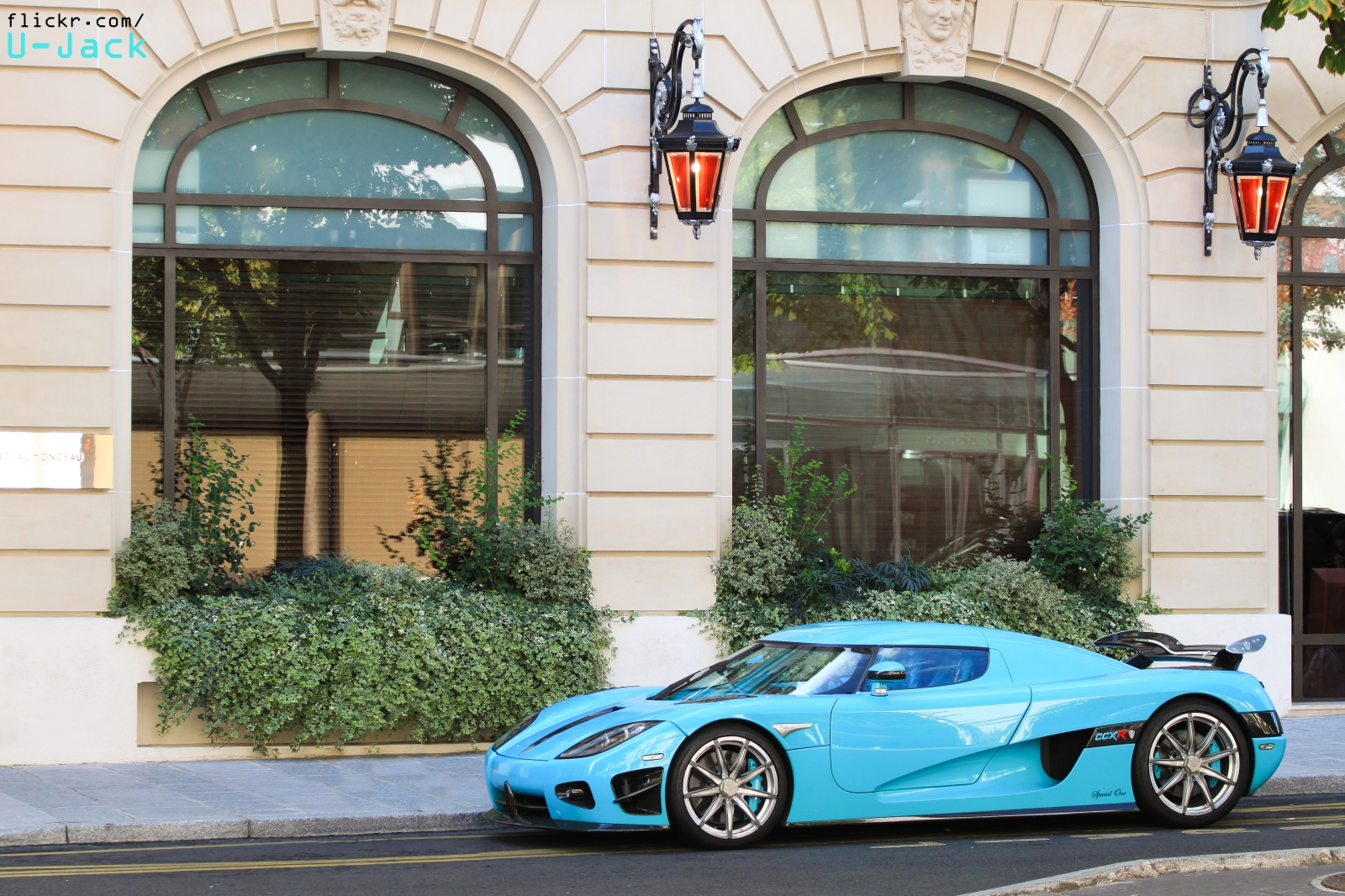 auto, motorové vozidlo, automobilového designu, vozidlo, sportovní auto, rostlina, Dům, superauto, kolo, luxusní vůz, automotive wheel system, ulice, závodní auto, automobilový exteriér, výkon auta, městské auto, silnice, kompaktní vůz, budova, klasický, město