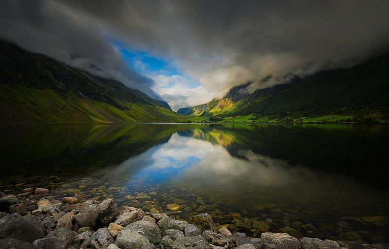 slunečnímu záření, krajina, hory, moře, jezero, temný slunečnímu záření, krajina, hory, moře, jezero, temný