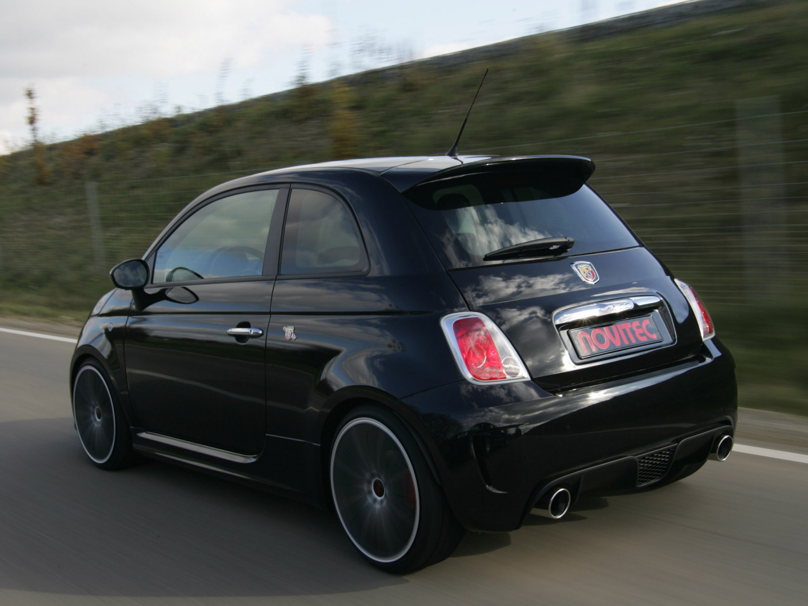 Auto, Fahrzeug, Fiat 500, FIAT, Abarth, 2012, Netcarshow, Netcar, Auto Bilder, Auto Foto, 500 von Novitec, Rad, Landfahrzeug, Automobil-Design, Automotive außen, Automobil machen, Familienwagen, Stoßstange, Stadtauto, Kompaktes Sportfahrzeug