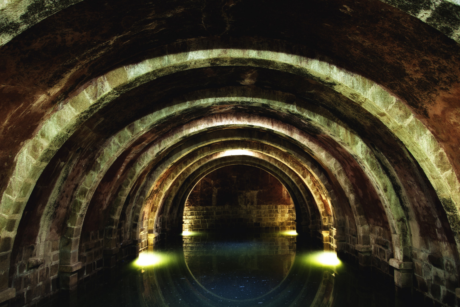 tunel, infrastruktura, oblouk, fixed link, archeologické naleziště, historické místo, symetrie