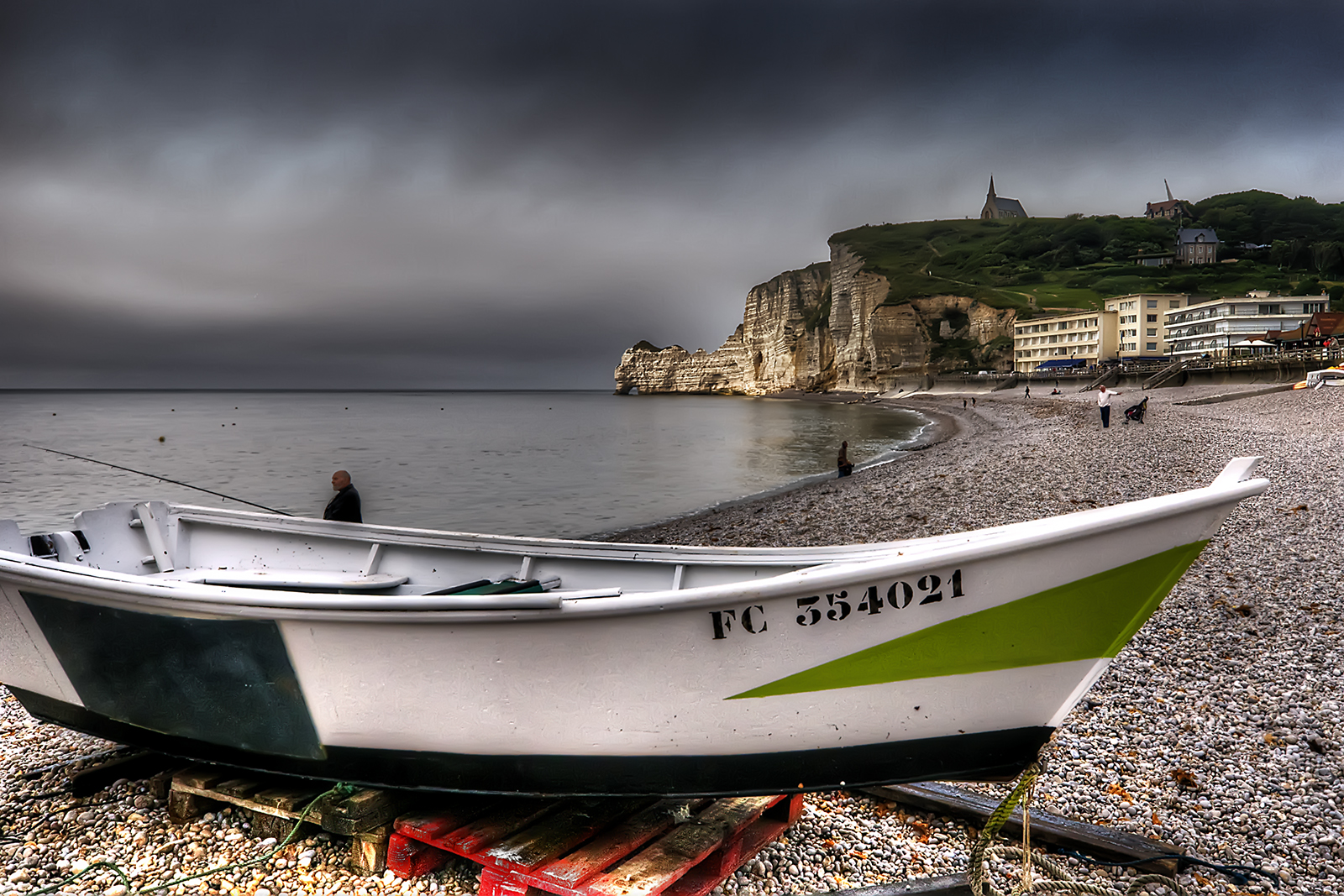 loď, moře, záliv, pobřeží, vozidlo, pobřeží, HDR, Francie, Normandia, 2013, rodeos, oceán, francia, plavidlo, flickrsfinestimages1, lodičky, nikond300, jesuscmsfavoritesgallery, robertodefilippi, plavidla veslování, rybářské plavidlo, nornandie, etretat, falaisedamont