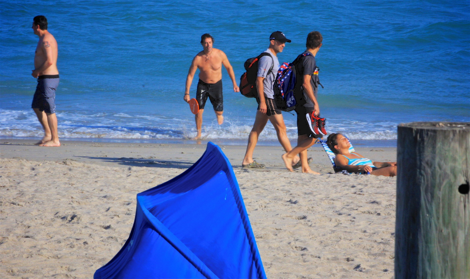 koleś, plaża, Sexyguy, Peleryny, miejski, Barfuss, pieszy, Dudy, Faceci, kark, obrona, ludzie, Profile, okulary słoneczne, Plecaki, chodaki, Peekingpits, palce u stóp, Urbanbackpackers, Tatuaże, ocean, szczery, człowiek, Lakeworthbeach, Ilobsterit, Tat, Półnagi, Sutków, Nogi, linia brzegowa, obuwie, Stopy, mężczyźni, Pępki, Lakeworth, przystojny, męski, pejzaż morski, Canon60d, chłopak, Niczego nie podejrzewającego, Flickr, boso, Canonef70300mmf456isusm