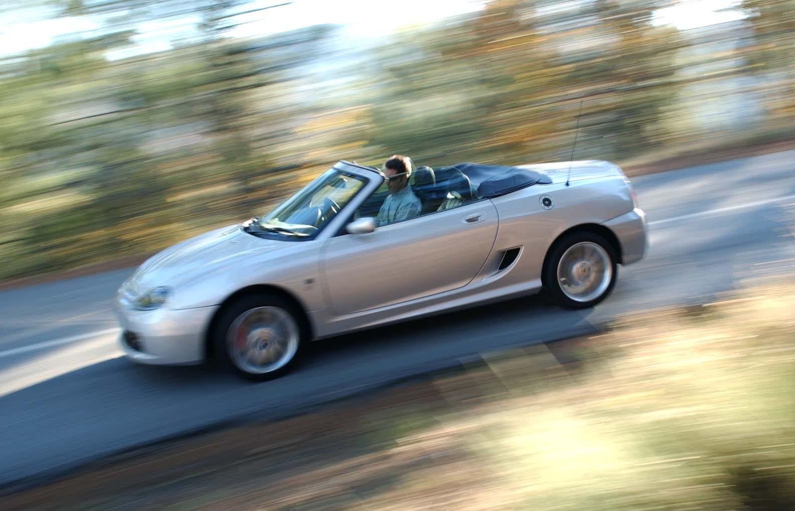 car, vehicle, Toyota, sports car, Convertible, 2010, MG, netcarshow, netcar, car images, car photo, wheel, TF160, supercar, land vehicle, automotive design, automotive exterior, automobile make