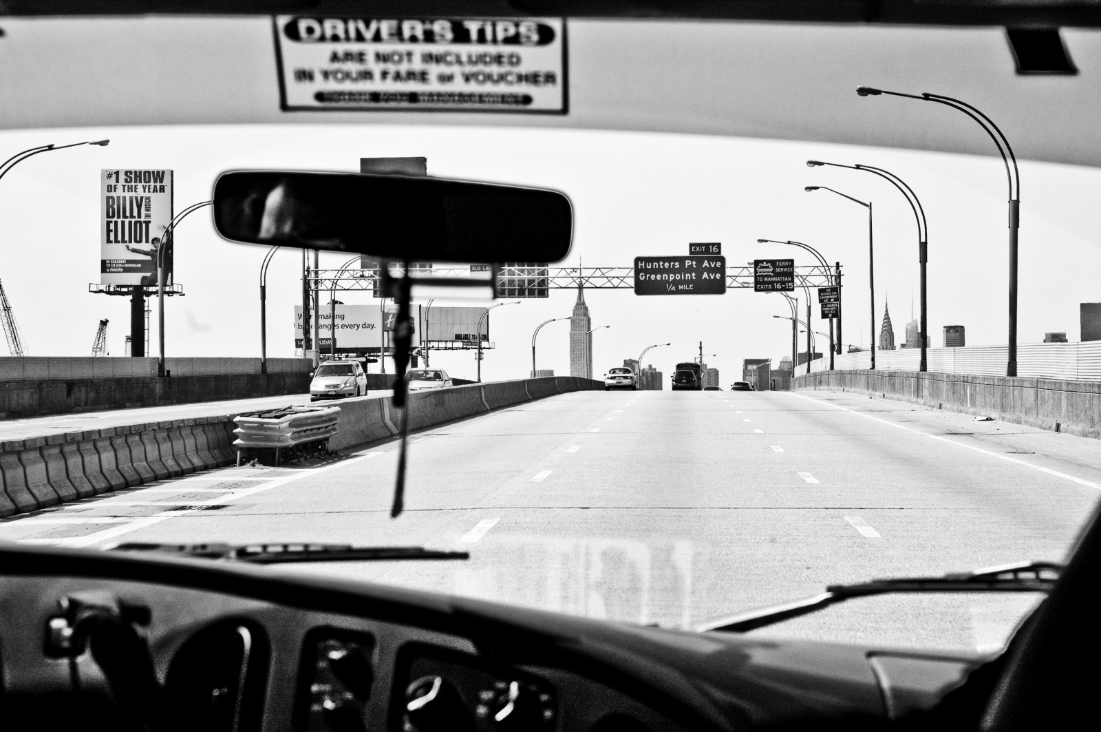 ulice, Fotoaparát, Nový, York, město, cestovat, Okna, nebe, lidé, městský, Černý a bílý, tělesné, Spojené státy americké, bílý, znaky, ny, newyork, muž, Černá, budova, autobus, muži, sLR, cars, okno, auto, panoráma, digitální, mrakodrap, reklamní, slovo, Osoba, fotografování, Řídit, nás, fotografie, Černá bílá, Reflex, velký, vysoký, Nikon, Dálnice, Pohled, výstřel, provoz, Spojené státy, dálnice, Stát, pouliční osvětlení, sjednocený, text, s, ave, říše, kyvadlová doprava, Pokyny, 70., lustry, táborový kotlík, Řidič, stavy, přístrojová deska, Chrysler, dálnice, čelní sklo, dSLR, avenue, čelní sklo, 70, Greenpoint, lovci, dálnice, objevit, nikon70s, helliot