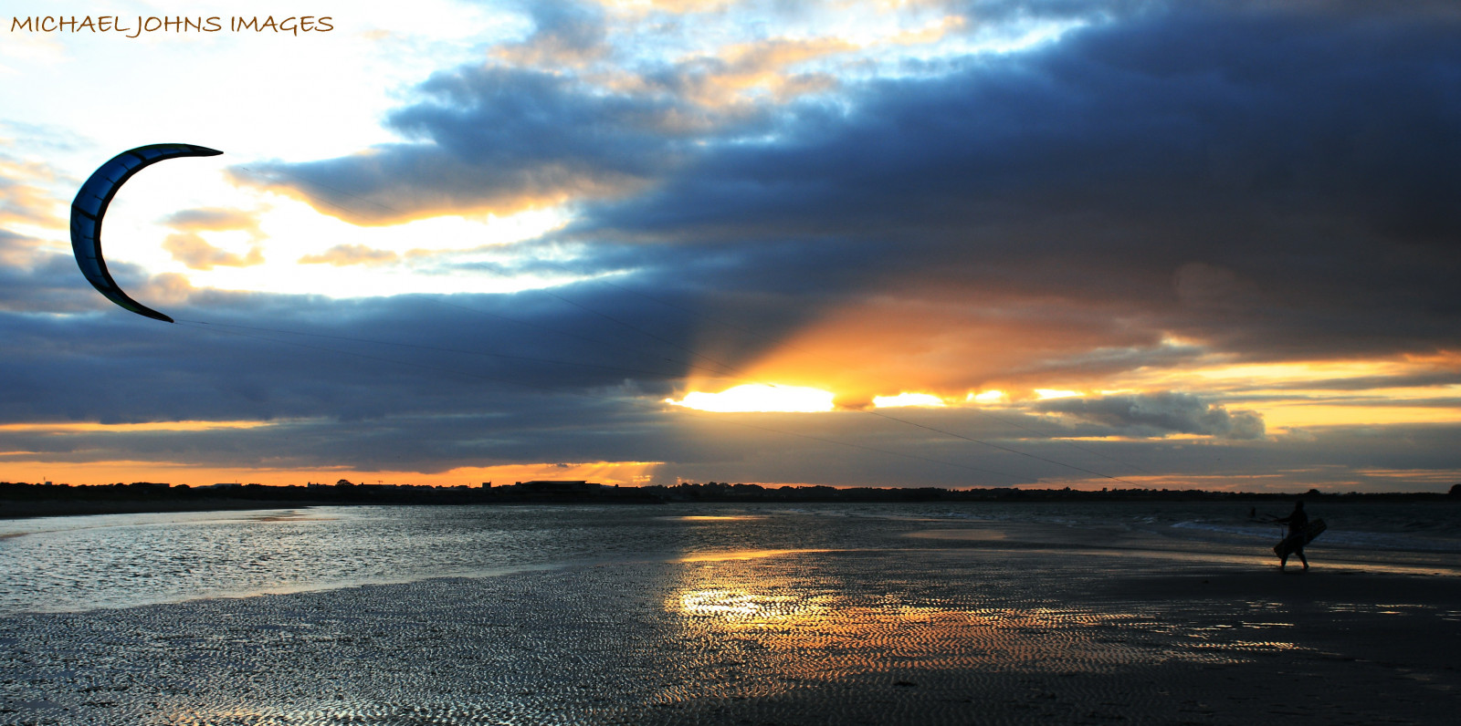 céu, horizonte, nuvem, Pôr do sol, mar, agua, nascer do sol, dom, costa, atmosfera, tarde, luz solar, reflexão, manhã, calma, oceano, onda, crepúsculo, Afterglow, Fenômeno meteorológico, alvorecer