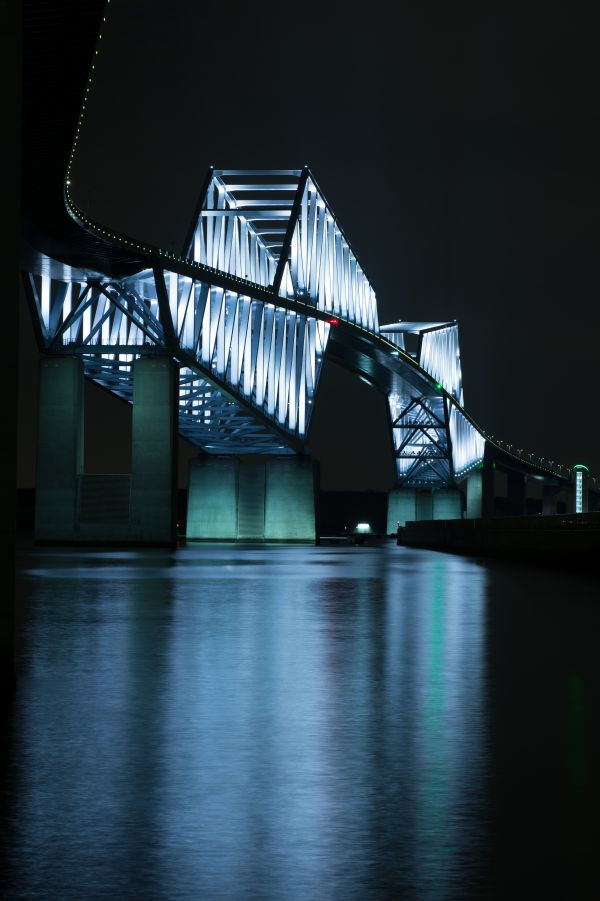 Japan,night,architecture,reflection,photography,symmetry